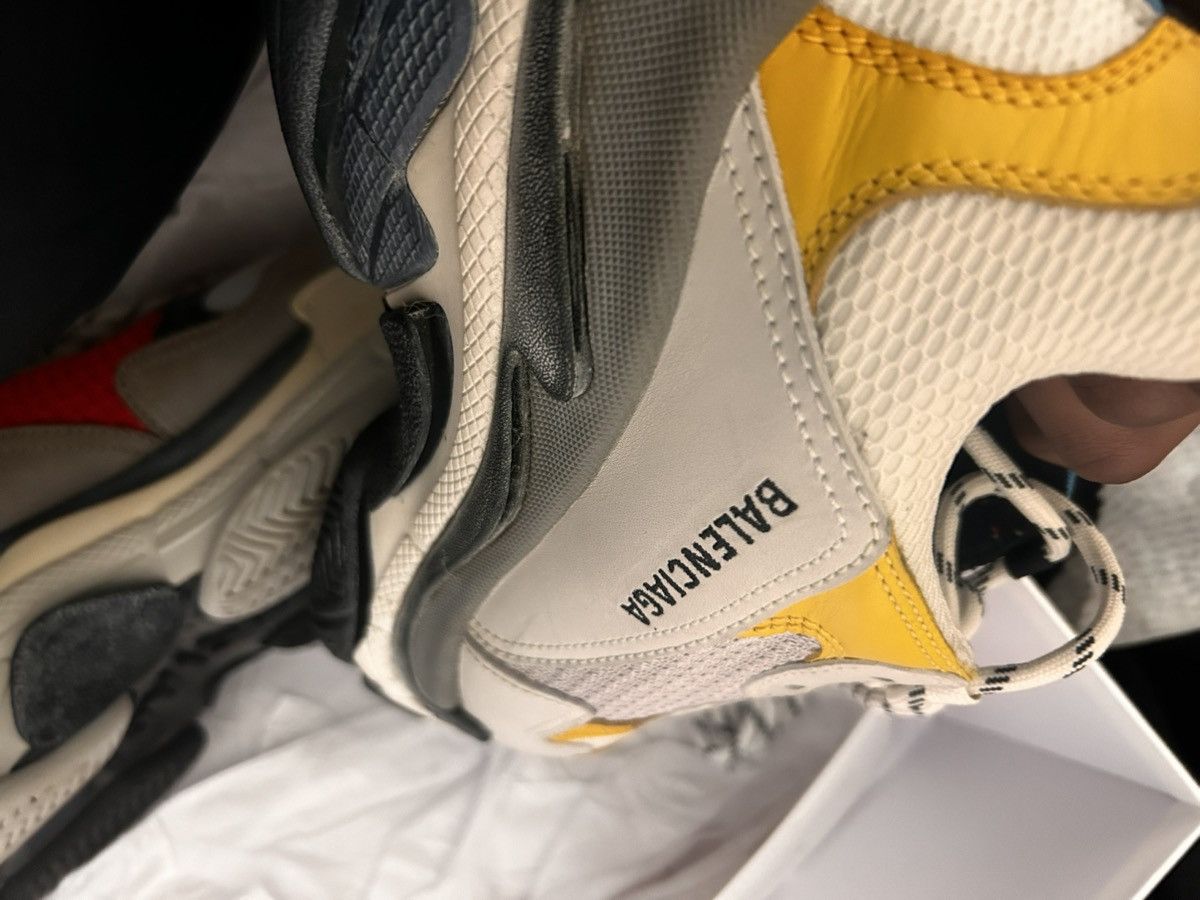 Balenciaga Balenciaga Tripple S Half & Half colorway Size US 10.5 / EU 43-44 - 13 Thumbnail