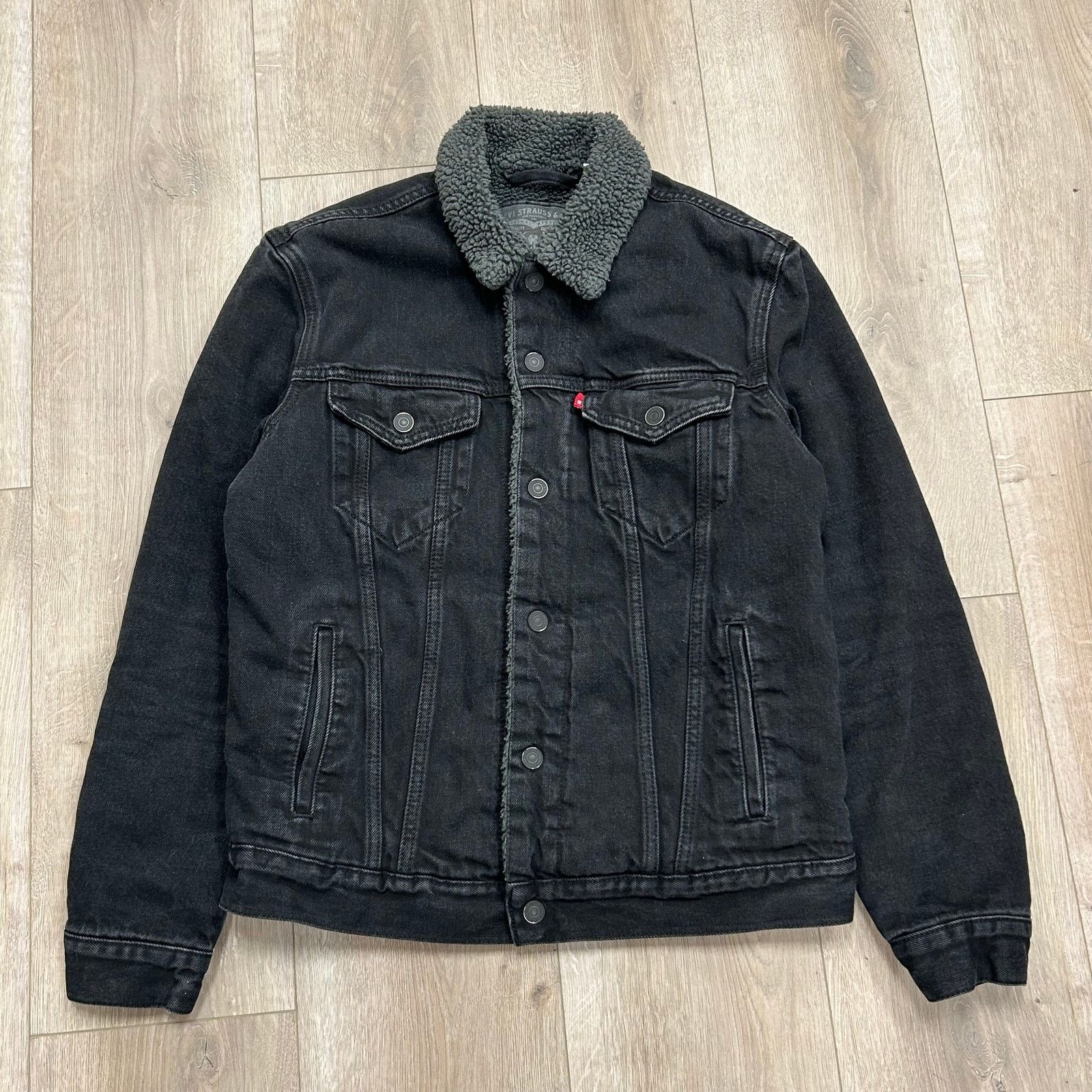 Levi's Levis Sherpa Lined Denim Trucker Jacket Coat Black Medium Size US M / EU 48-50 / 2 - 1 Thumbnail