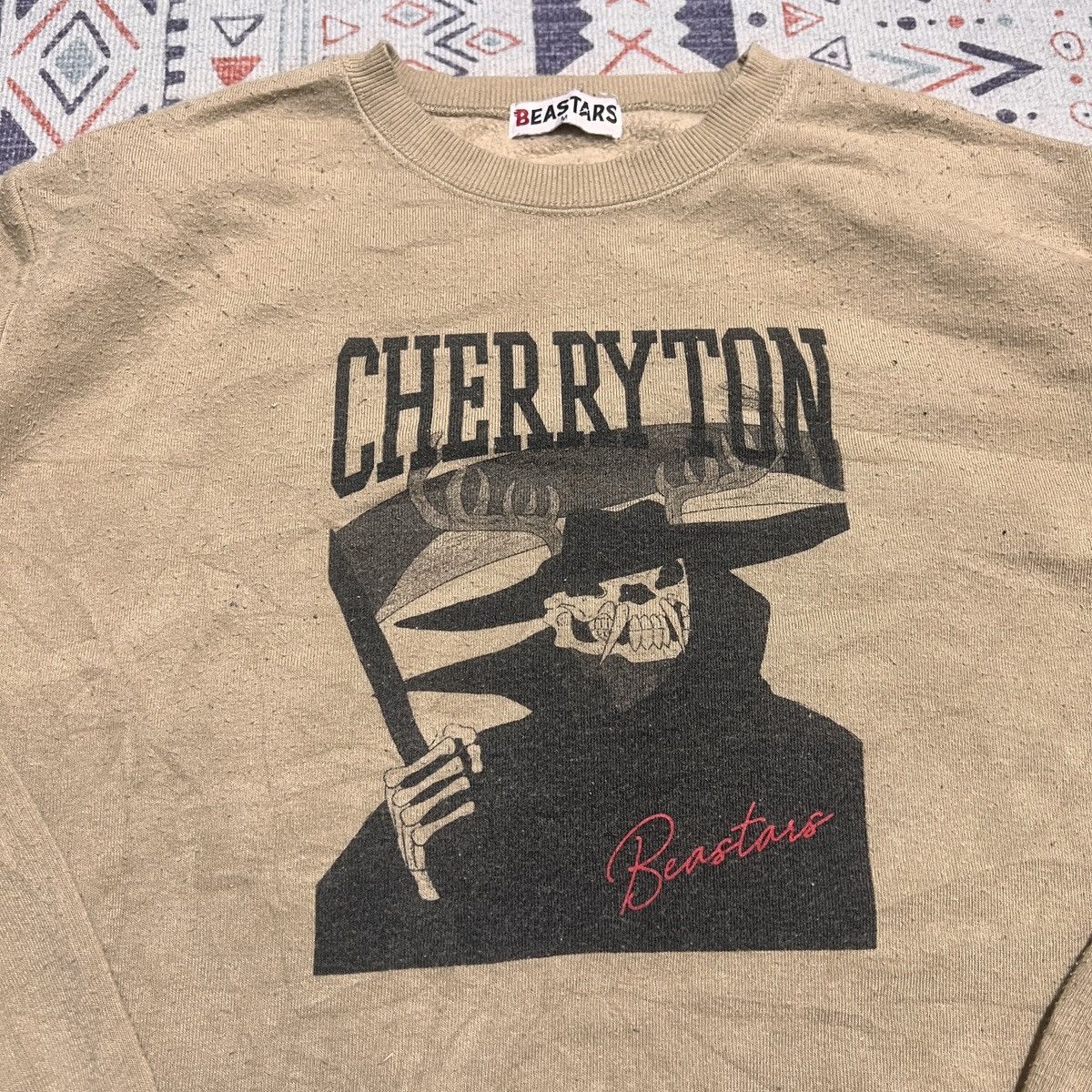 Expert Horror Movie 90’s Horror Graphics Sweatshirt Thrashed condition Size US M / EU 48-50 / 2 - 4 Thumbnail