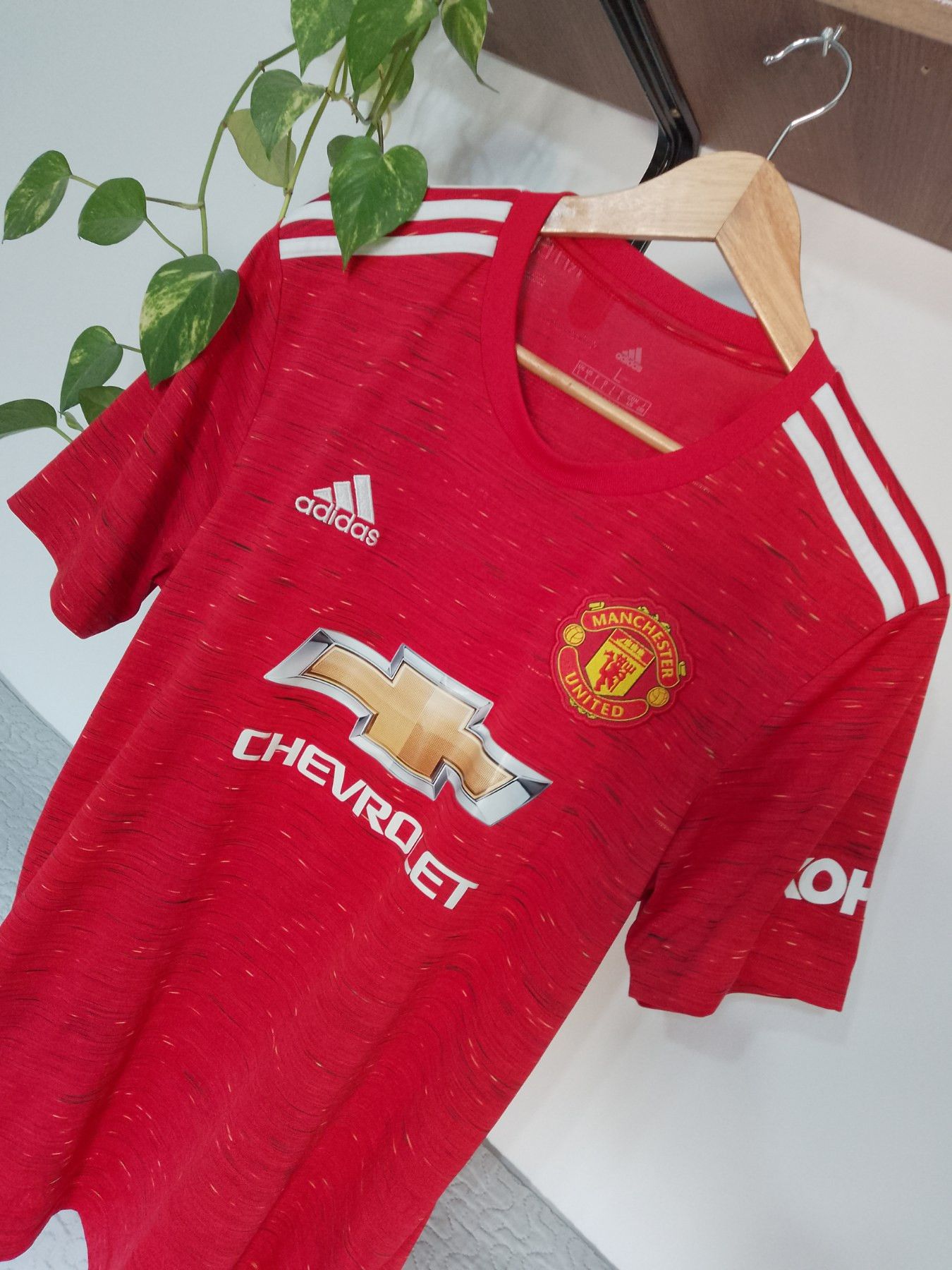 Adidas Manchester United Home jersey - 2020/2021 - Size L - Adidas Size US L / EU 52-54 / 3 - 4 Thumbnail