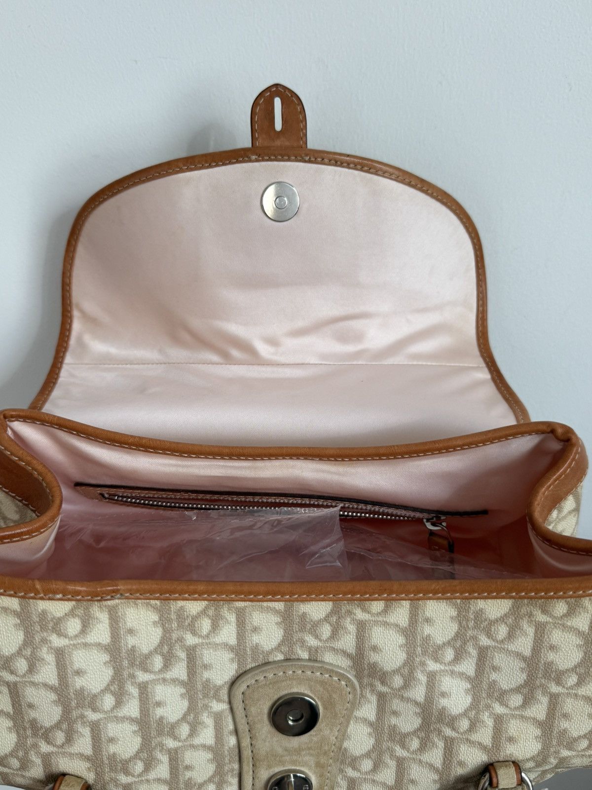 Dior RARE Christian Dior Romantique Bag Size ONE SIZE - 13 Thumbnail