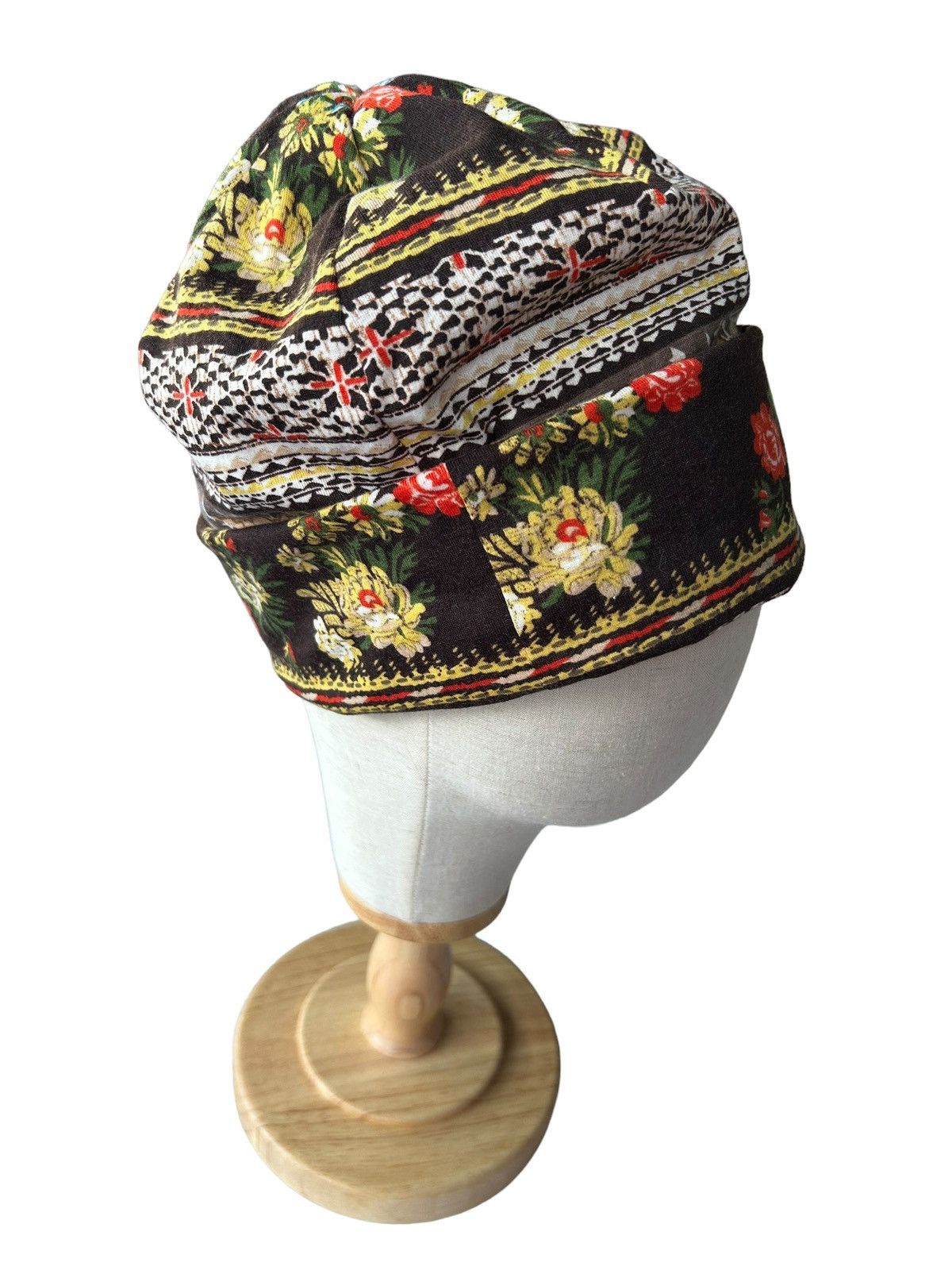 Vintage Unknown Reversible Batik Nice design Beanie Hats🔥 Size ONE SIZE - 3 Thumbnail