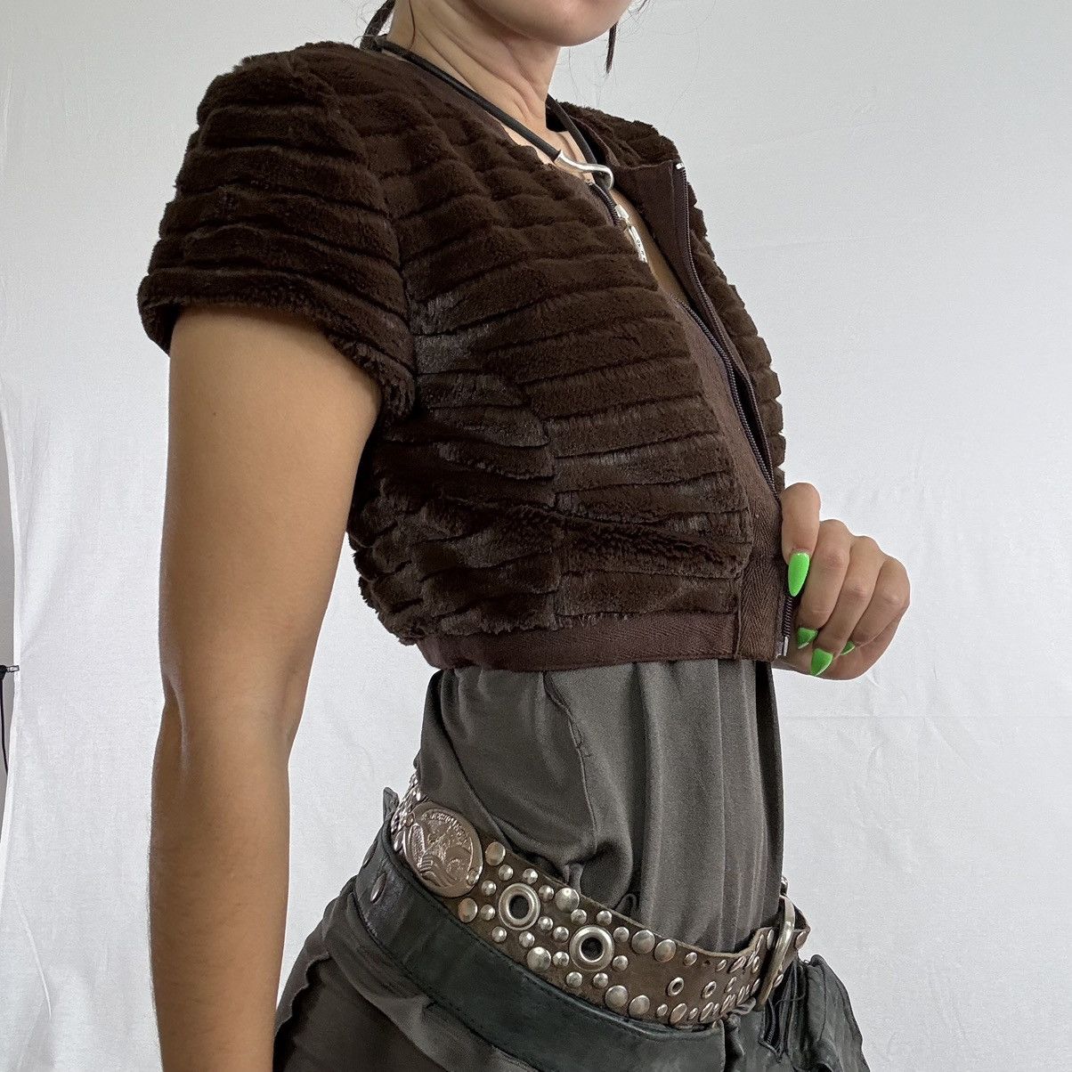 Other Faux fur cropped bolero brown textured shrug with zip front Size S / US 4 / IT 40 - 2 Thumbnail