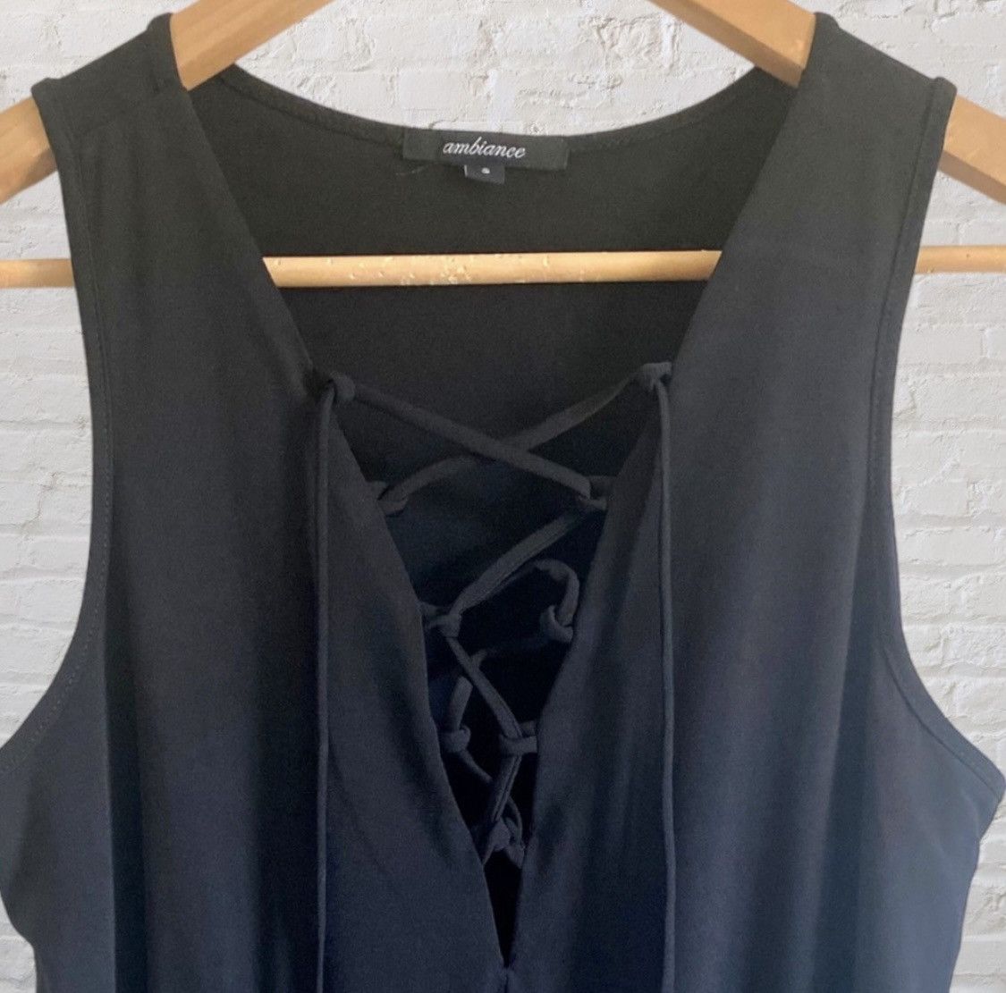 Other CHARLOTTE RUSSE PLUNGING SHOE TIE FRONT SLEEVELESS JUMPSUIT Size 26" / US 2 / IT 38 - 2 Thumbnail