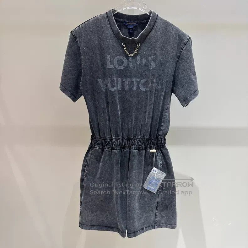 Louis Vuitton Louis Vuitton Women's grey washed and worn-in waist dress Size S / US 4 / IT 40 - 1 Thumbnail