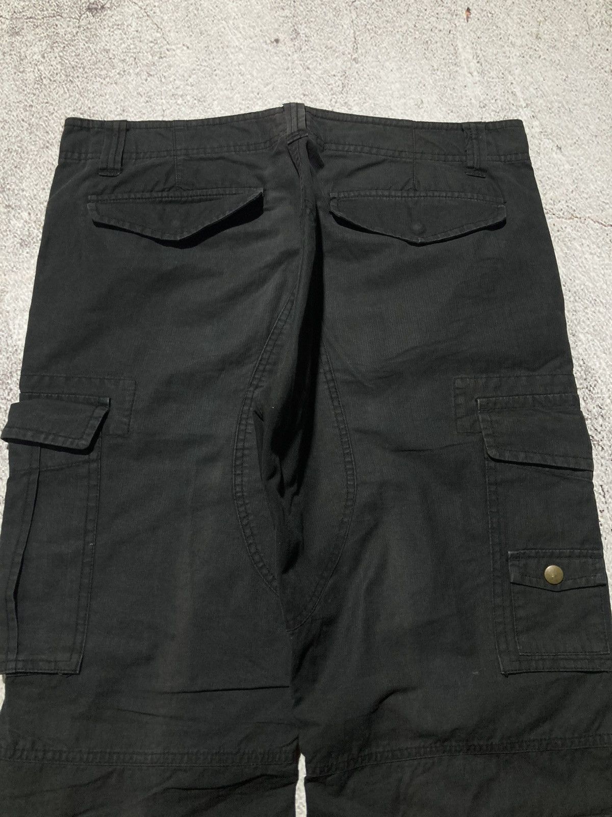 Japanese Brand 2000s Takeo Kikuchi Multipocket Cargo Pants Black Designer Size US 34 / EU 50 - 12 Thumbnail