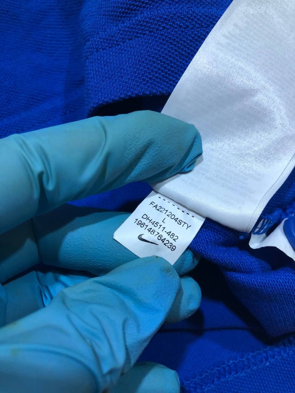 Nike Vintage Nike ENGLAND Blue 100% Cotton Polo Size L Size US L / EU 52-54 / 3 - 4 Thumbnail