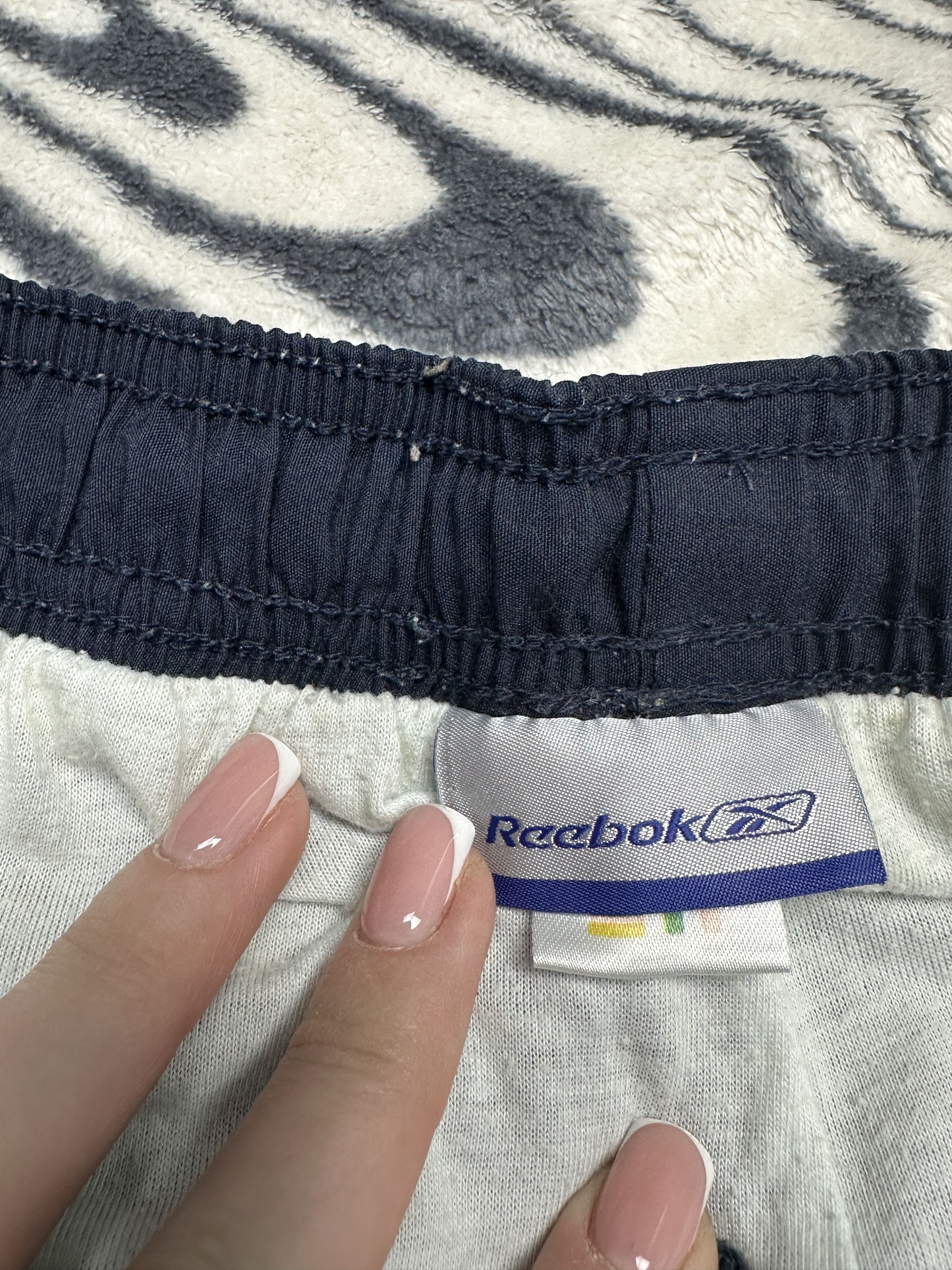 Reebok Vintage Reebok Mens Nylon Baggy Track Pants Y2K Size US 32 / EU 48 - 6 Thumbnail