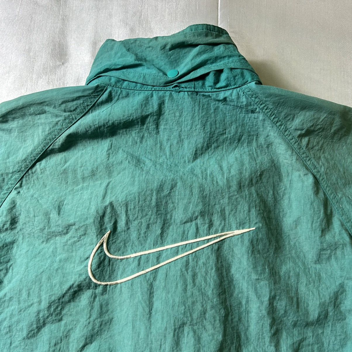 Nike Vintage 90s Nike Big Swoosh Windbreaker Jacket Size US M / EU 48-50 / 2 - 3 Thumbnail