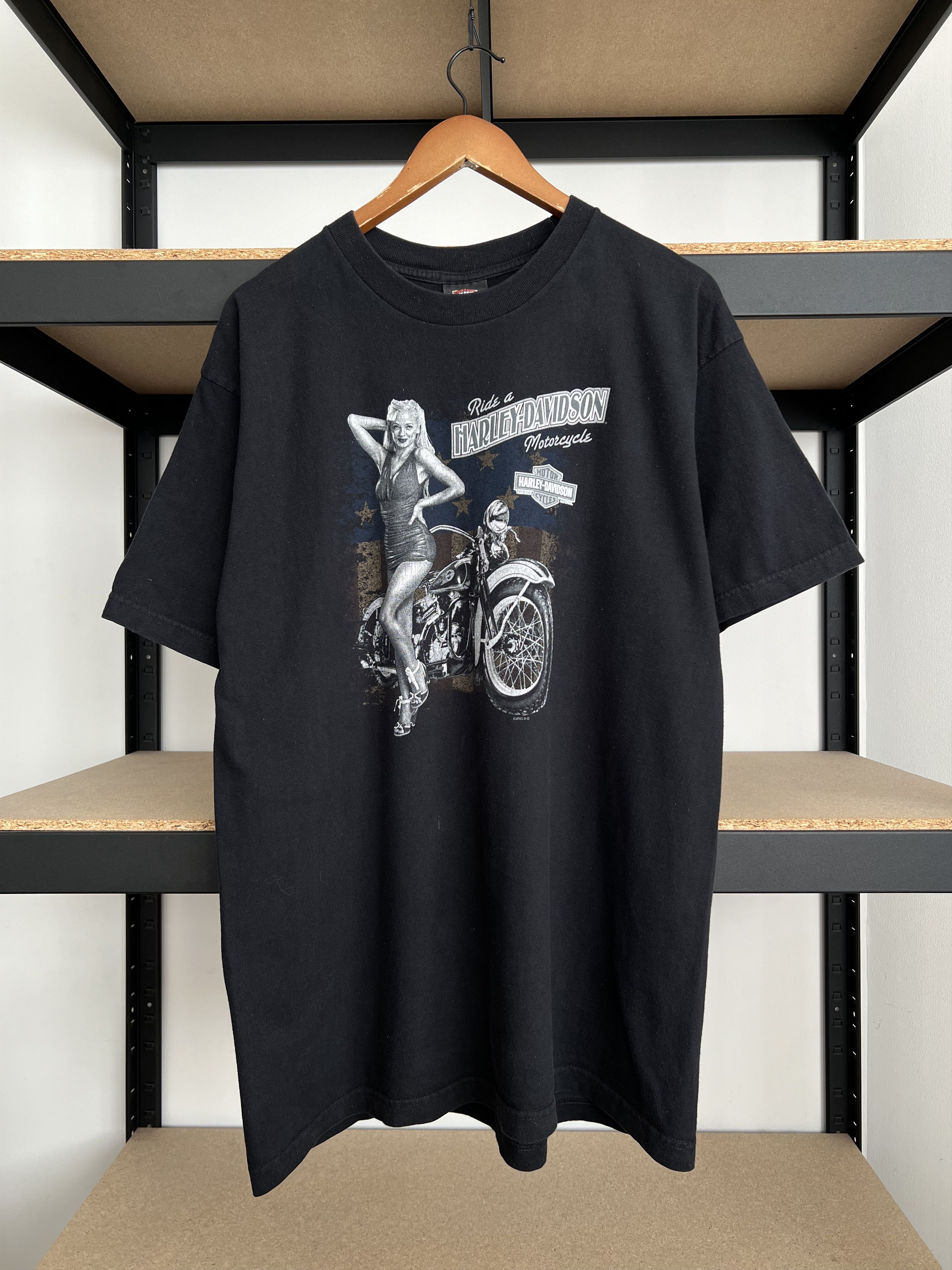 Harley Davidson Vintage 2008 Harley Davidson Sexy Girl Bahamas T-shirt Size US XL / EU 56 / 4 - 3 Thumbnail