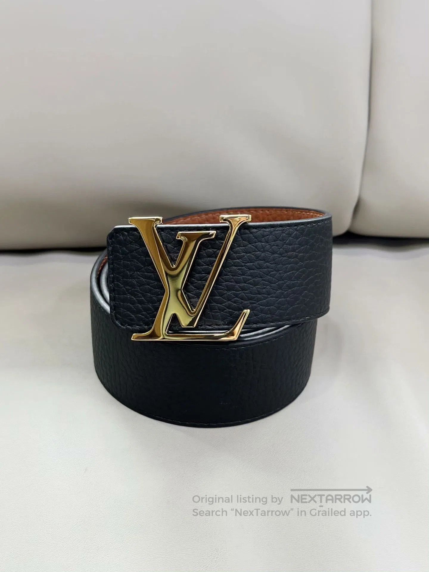 Louis Vuitton LV Reversible Black-Brown Leather Belt. Size ONE SIZE - 1 Thumbnail