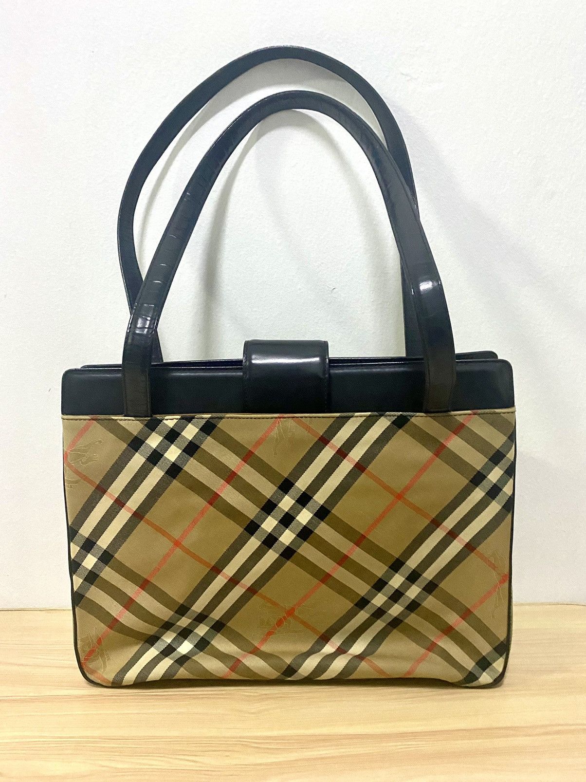 Burberry Vintage Burberrys of London Nova check handbag Size ONE SIZE - 7 Thumbnail