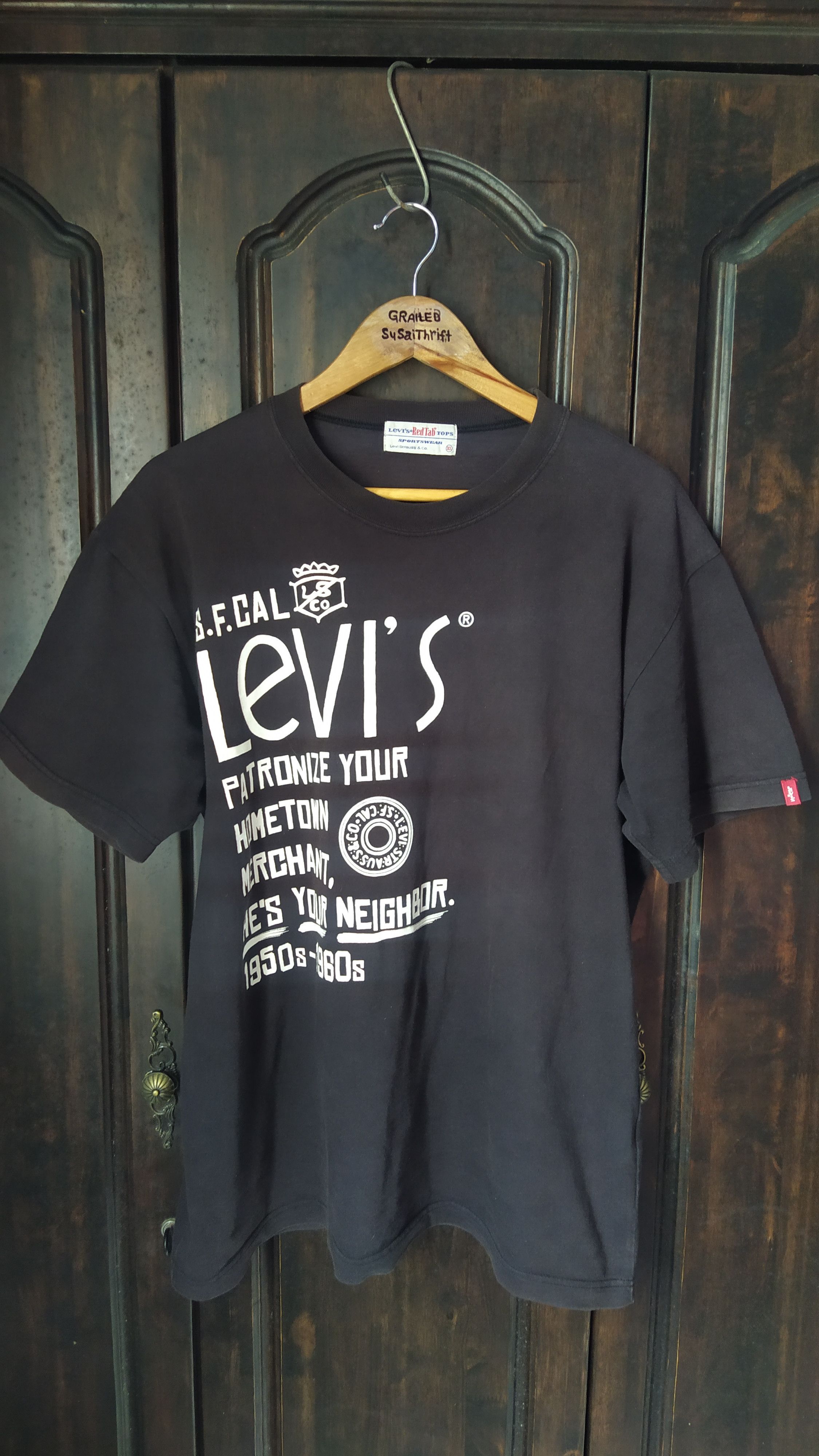 Levi's Levi's Vintage Style 1950s-1960s Graphic Logo Red Tab Size US XL / EU 56 / 4 - 1 Thumbnail