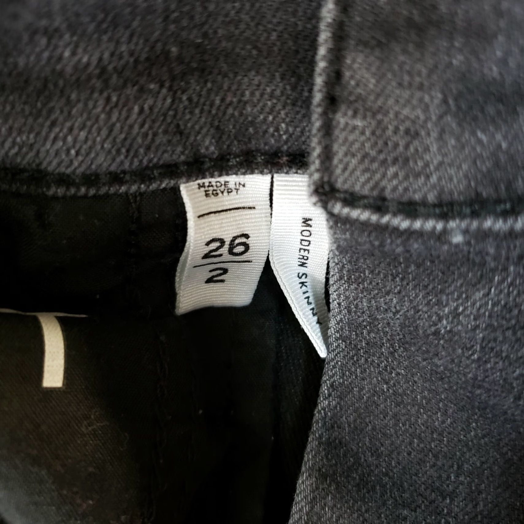 Loft **Womens Ann Taylor LOFT Modern Skinny Black Jeans Size 2 Low Rise** User: **Ann Taylor LOFT Womens Modern Skinny Black Jeans Size 2 Low Rise** Size 26" / US 2 / IT 38 - 7 Thumbnail