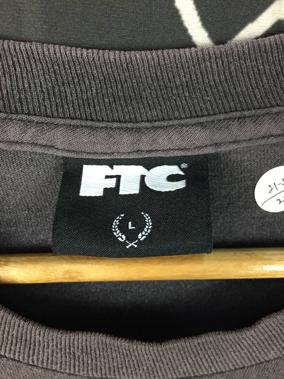 FTC Vtg FTC For The City Skateboards Flower Flask Graphic Tee Size US L / EU 52-54 / 3 - 8 Thumbnail