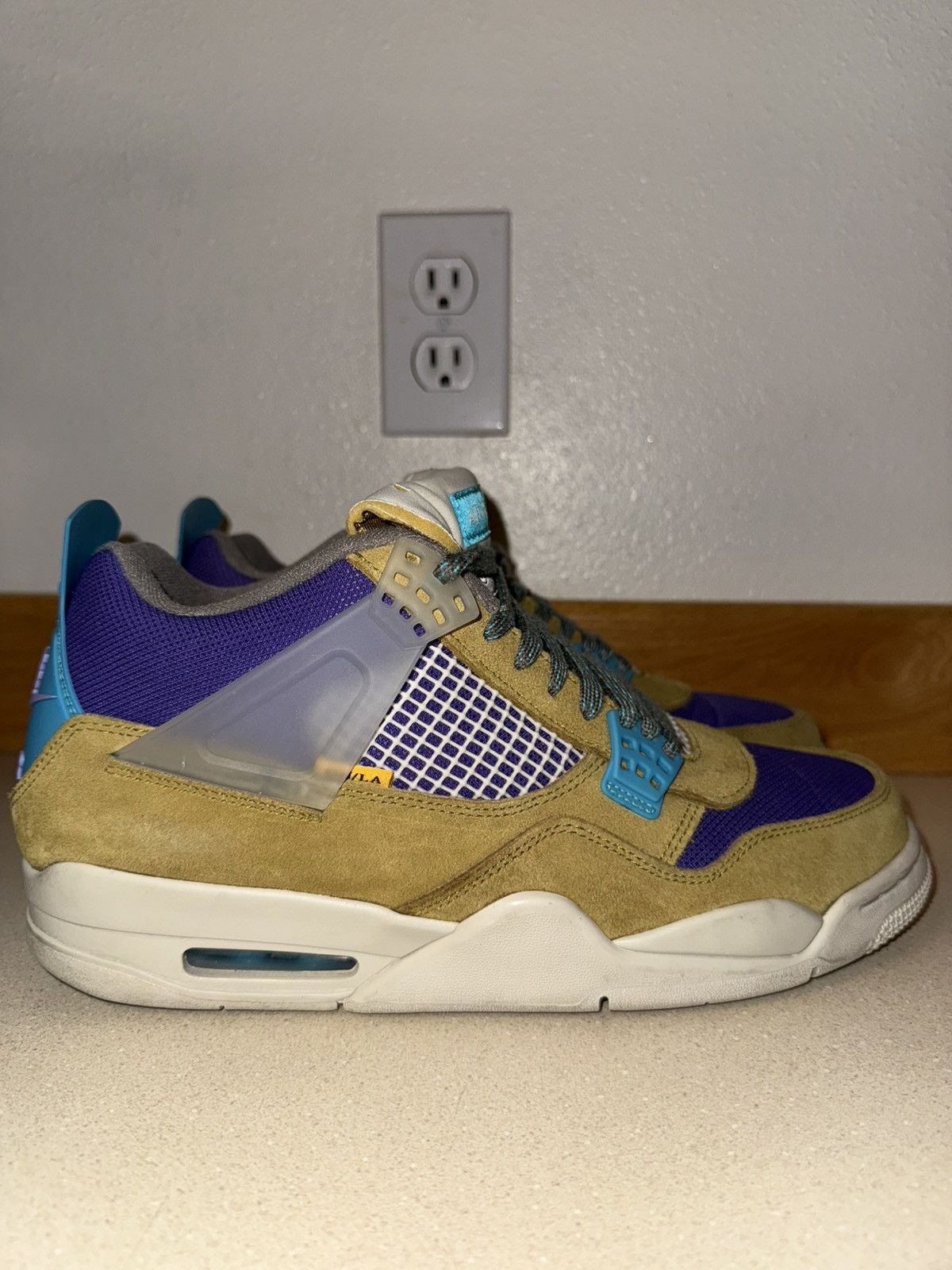 Jordan Brand × Union LA Air Jordan 4 X Union La Size US 10.5 / EU 43-44 - 1 Thumbnail