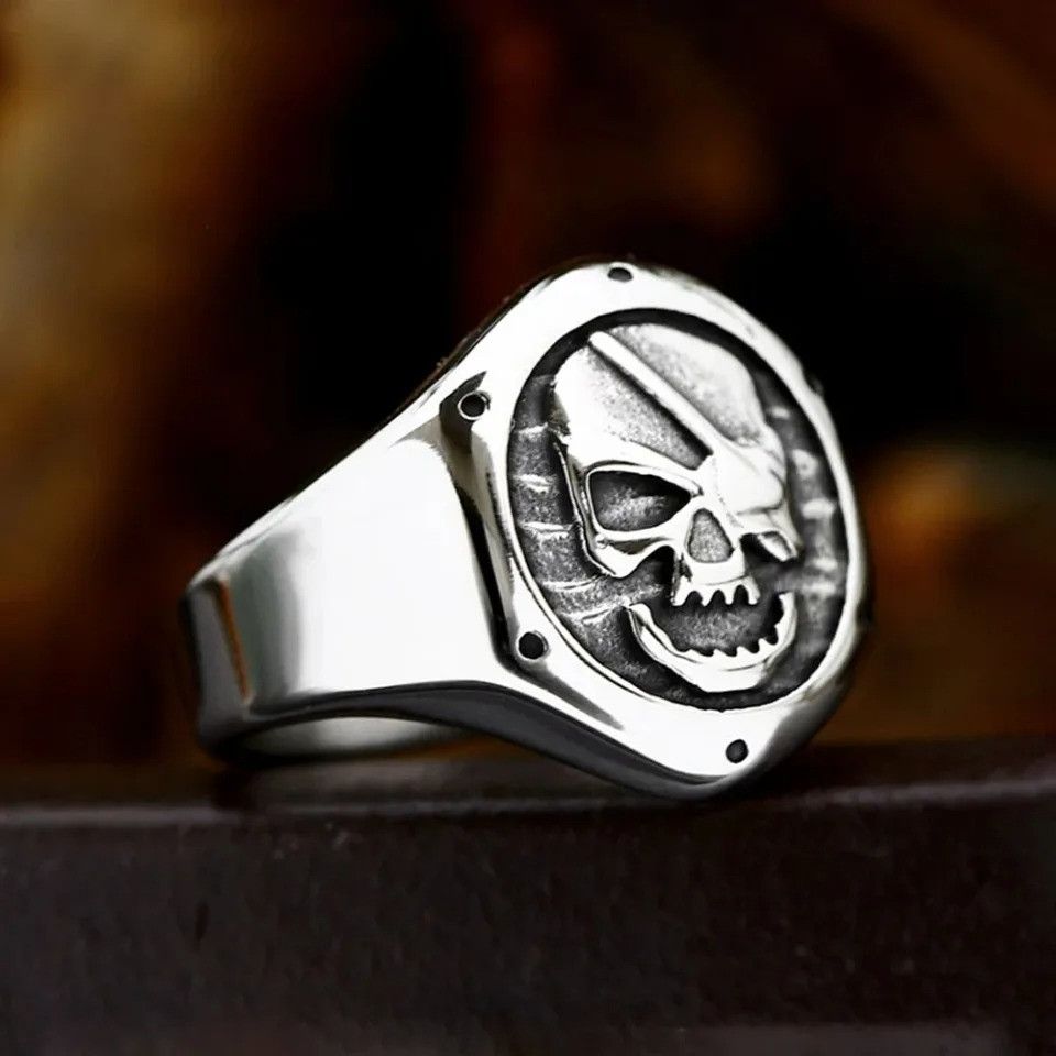 Vintage Stainless Steel Pirate Skull Ring Size ONE SIZE - 1 Thumbnail