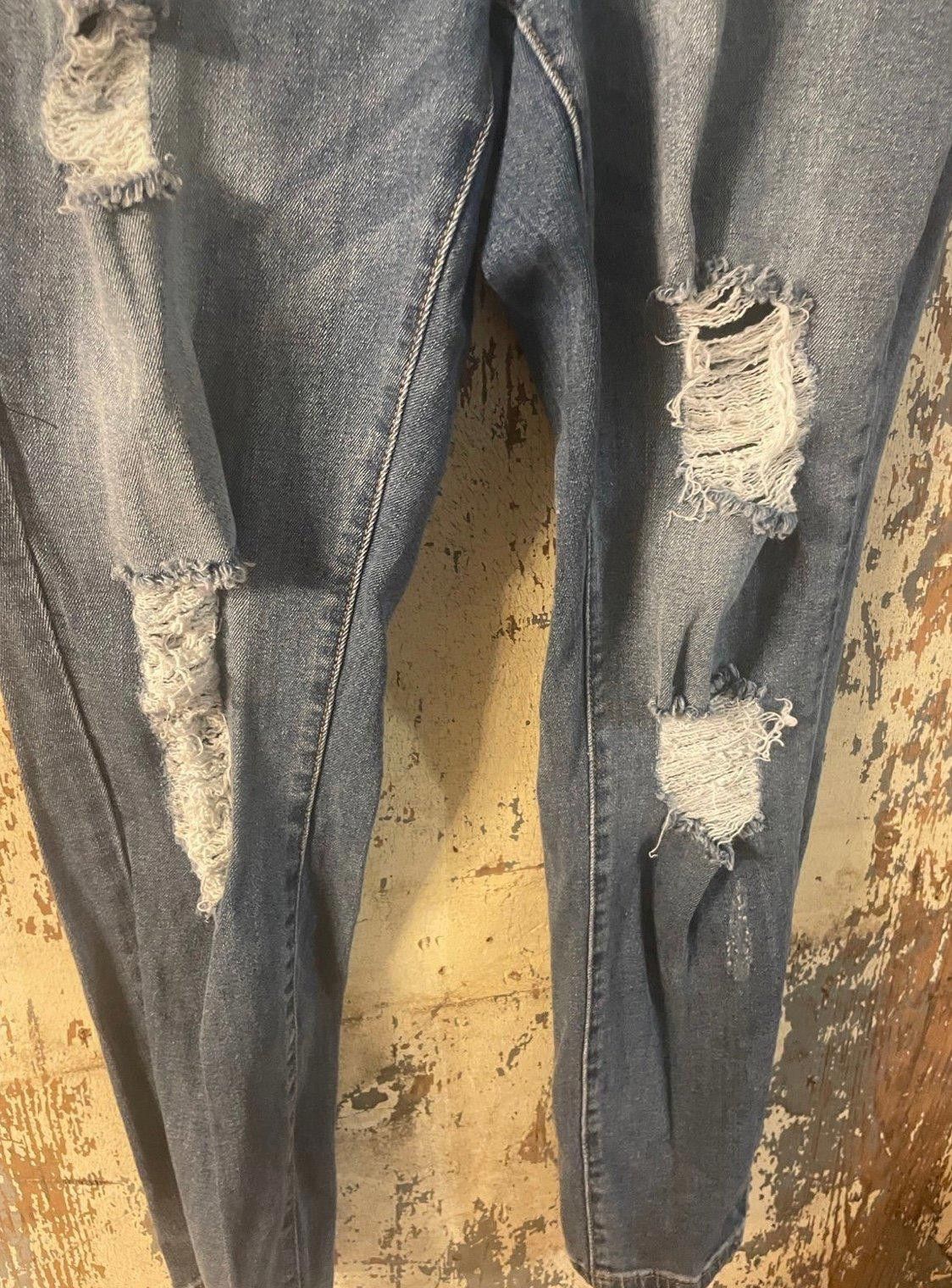 Almost Famous Almost Famous High Rise Skinny jeans women’s size 16 NWT Size 36" / US 14 / IT 50 - 5 Thumbnail