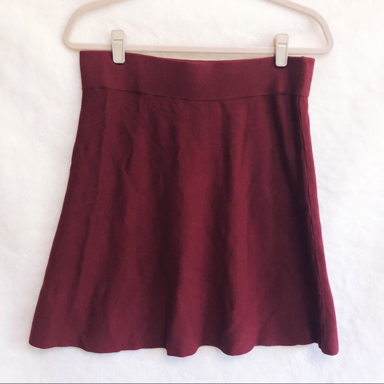 Loft LOFT Crimson Red Sweater Flippy Skirt Size 28" / US 6 / IT 42 - 3 Thumbnail