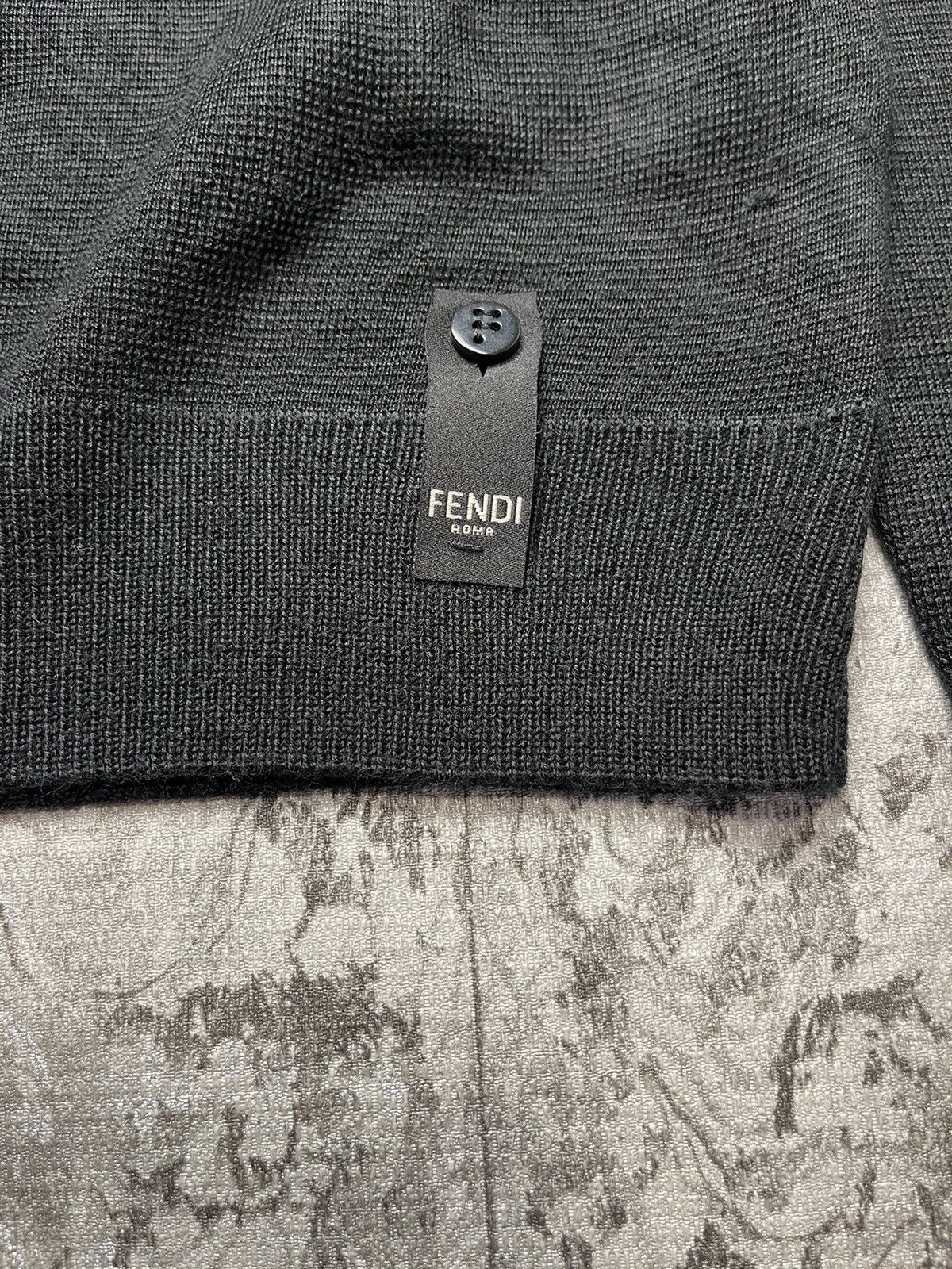 Fendi Fendi Wool Knit Sweater (Pullover) Made in Italy Size 46 (S) Size US S / EU 44-46 / 1 - 8 Thumbnail