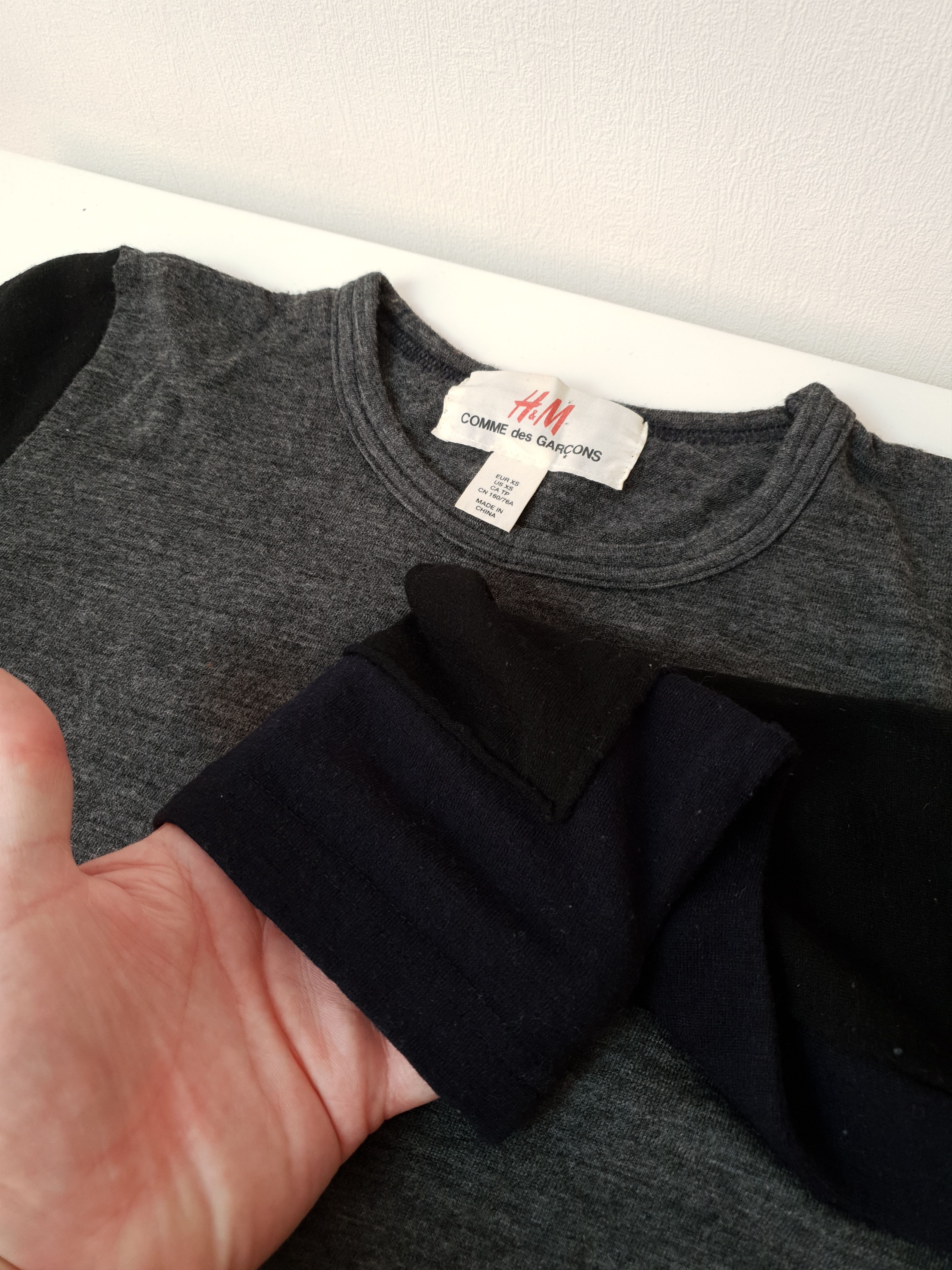 Comme des Garcons Women's Sweater Comments des Garcons x H&M Wool Long sleeve Size XS / US 0-2 / IT 36-38 - 3 Thumbnail