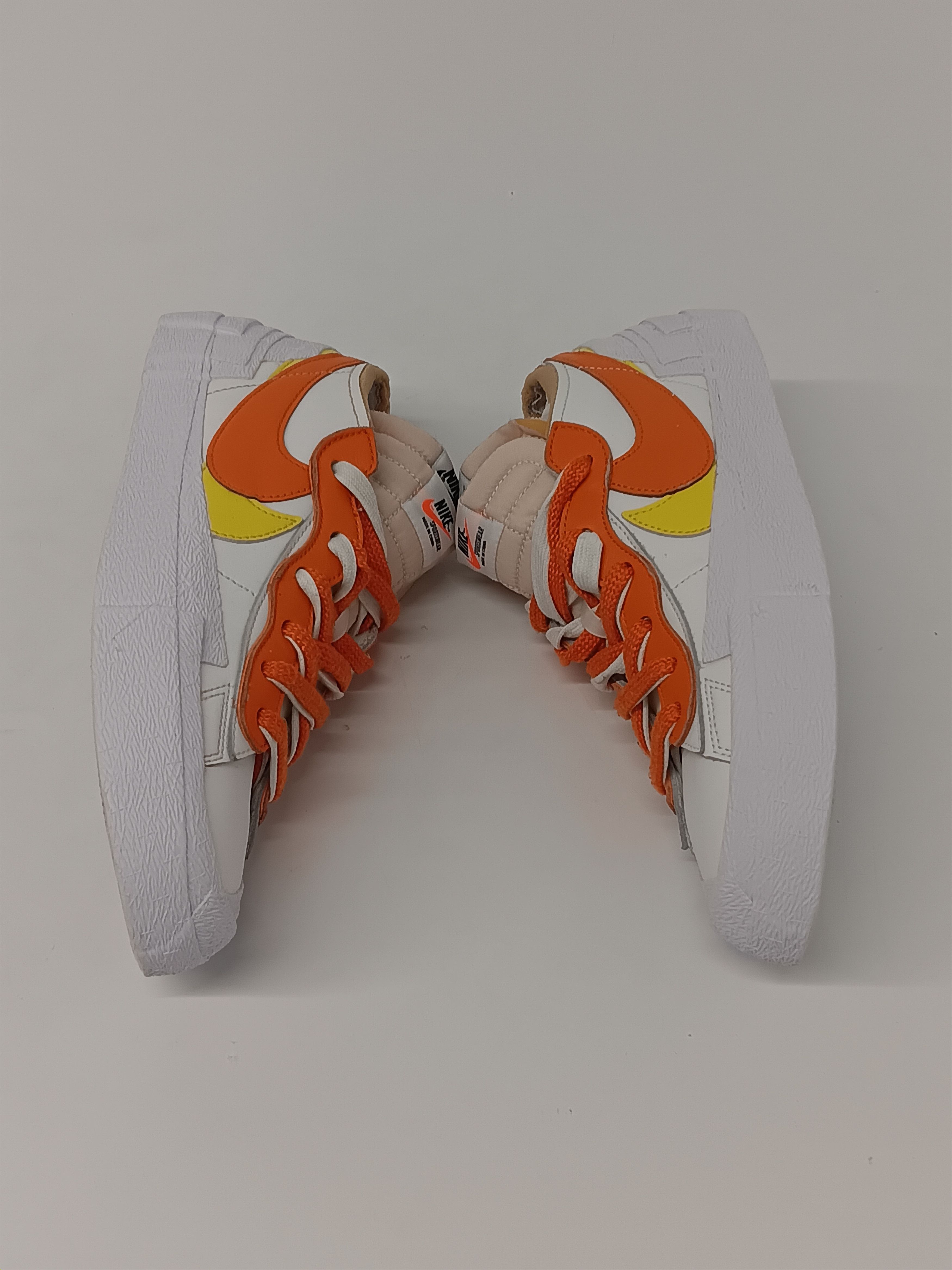 Nike NIKE x Sacai Blazer White Magma Orange Low Top Sneakers- US9 Size US 9 / EU 42 - 5 Thumbnail