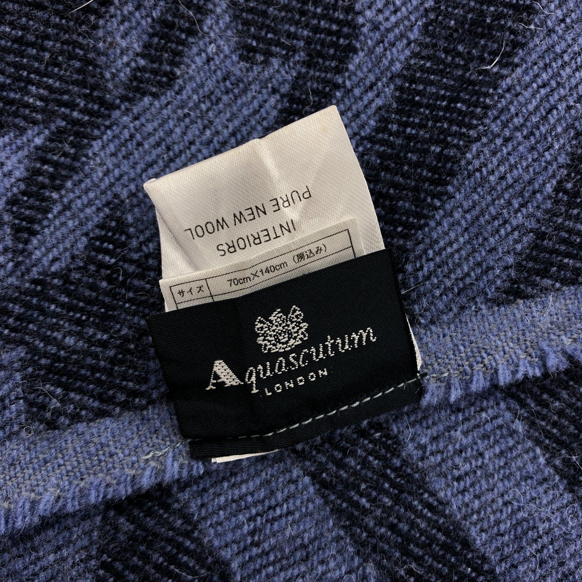 Aquascutum NWT Vintage Aquascutum Scarf Houndstooth Fringe Wool Scarves Size ONE SIZE - 5 Thumbnail