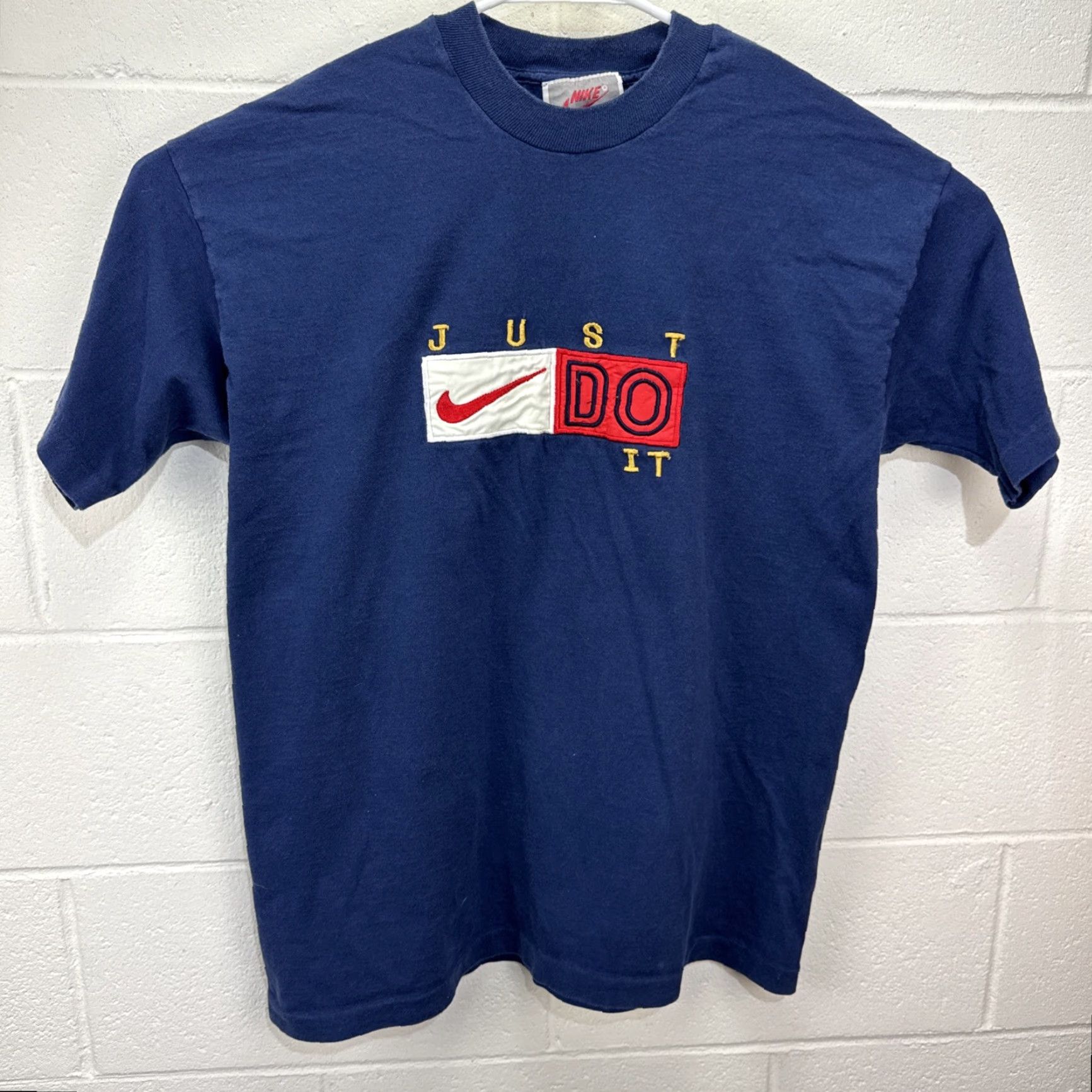 Nike Vintage Nike T-Shirt Men XL Crew Neck Short Sleeve Blue 90s Retro Sports USA Size US XL / EU 56 / 4 - 2 Thumbnail