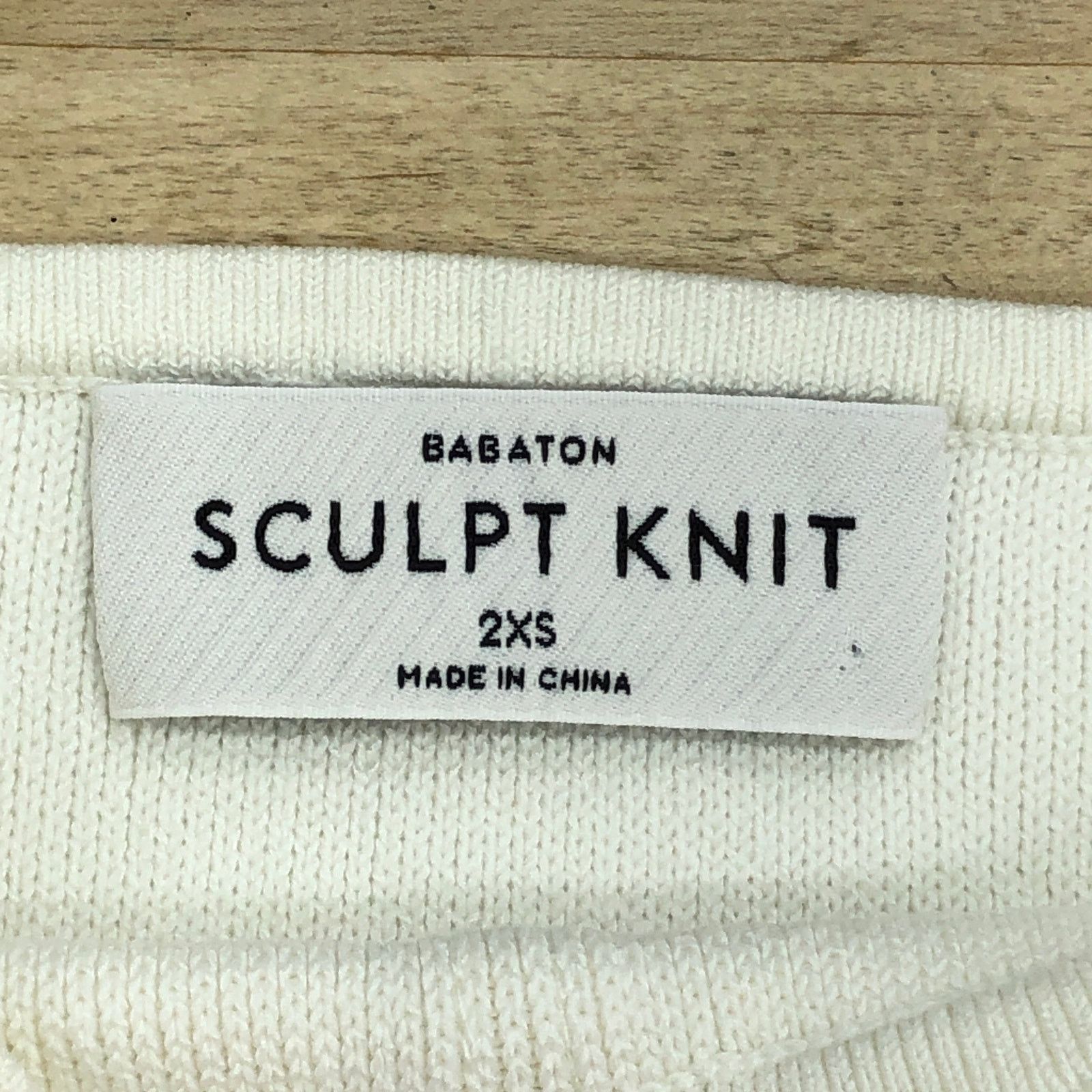 Aritzia Aritzia Babaton Size 2XS Top Sculpt Knit Square Neck Crop Size XXS / US 00 / IT 34 - 12 Thumbnail