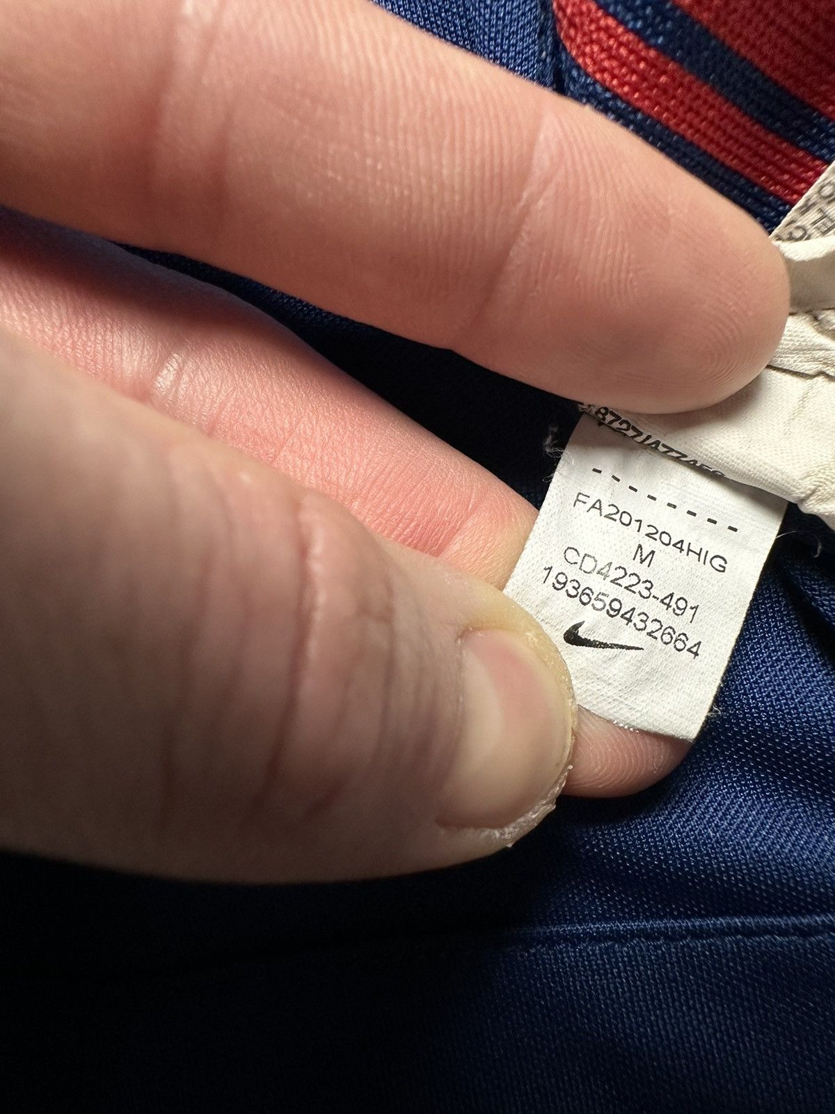 Nike × Vintage Nike Atletico Madrid blue soccer jersey size M blue away Size US M / EU 48-50 / 2 - 6 Thumbnail