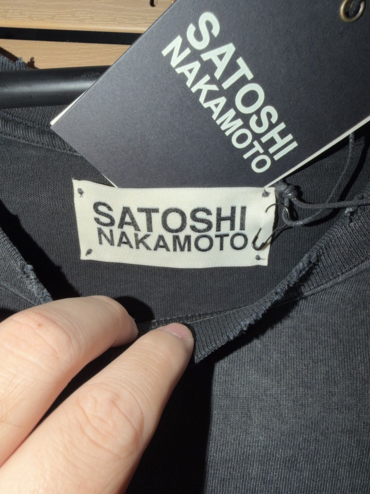 Satoshi Nakamoto Satoshi Nakamoto “Escape Reality” XXL Brand New Size US XXL / EU 58 / 5 - 7 Thumbnail