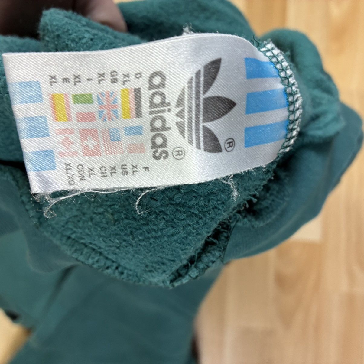 Adidas Mens Vintage Sweatshirt Adidas Olympic Games Size L Size US L / EU 52-54 / 3 - 8 Thumbnail