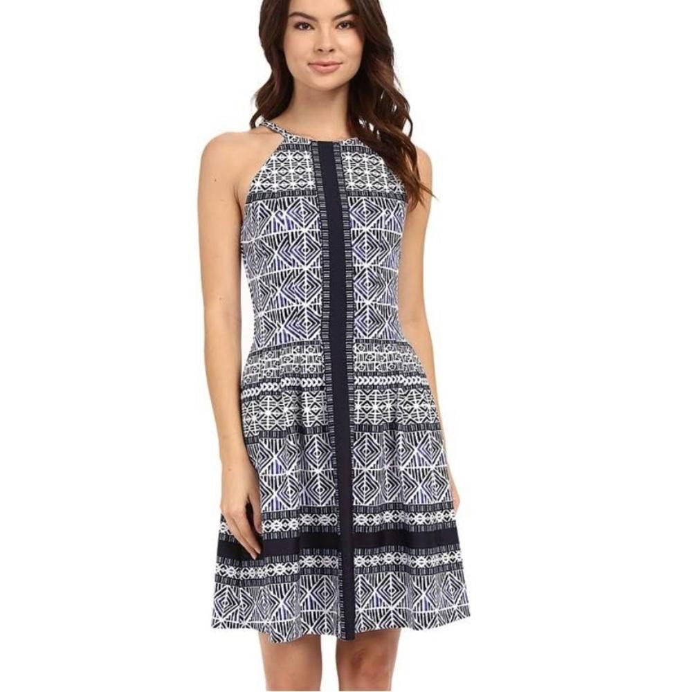 Vince Camuto Vince Camuto l Geometric Fit & Flare Dress Size 2 Size XS / US 0-2 / IT 36-38 - 1 Thumbnail