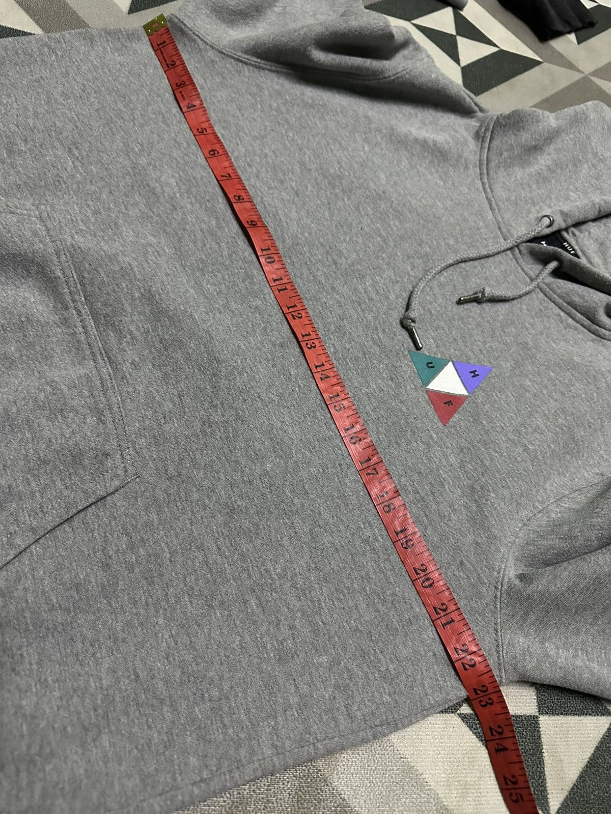 Huf HUF men’s Prism TT pullover hoodie backhit Size US L / EU 52-54 / 3 - 9 Thumbnail