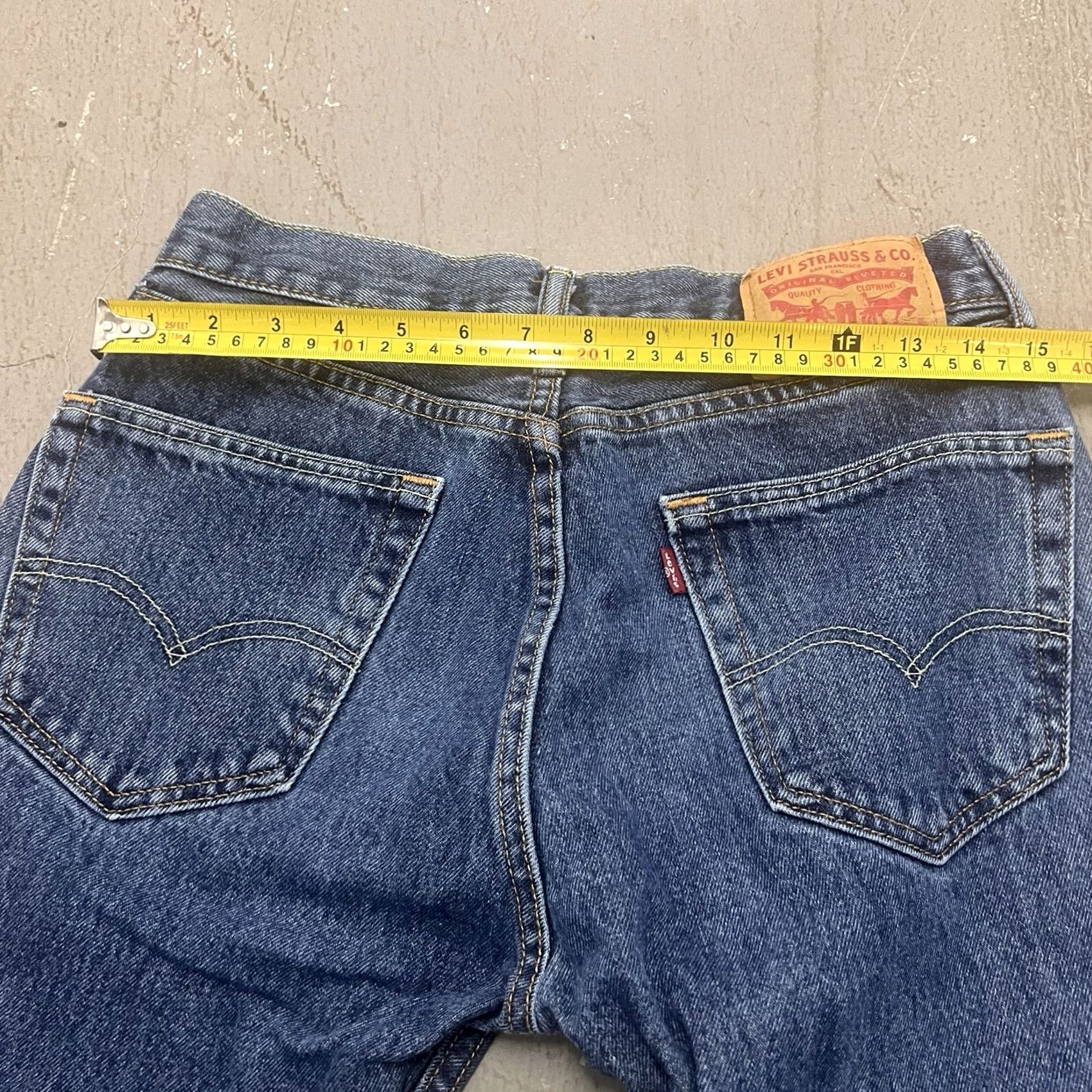 Levi's Item Specifications: Closure: Zipper, Buttons Size US 30 / EU 46 - 6 Thumbnail