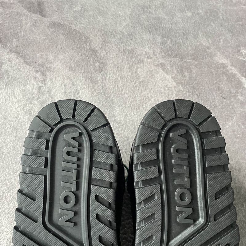 Louis Vuitton Louis Vuitton Trainer Maxi Low Top Sneakers -2508 Size US 8 / EU 41 - 6 Thumbnail