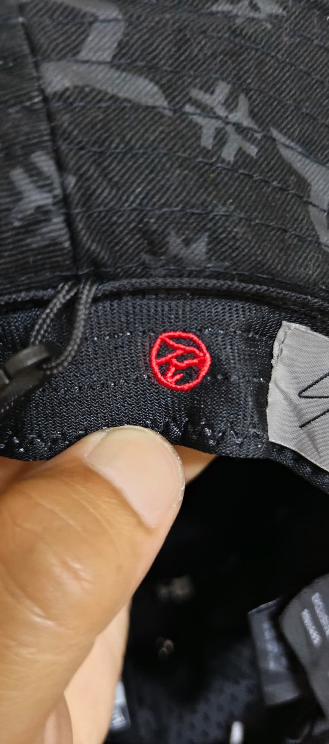 New Era × Yohji Yamamoto NEW ERA X YOHJI YAMAMOTO HAT Size ONE SIZE - 8 Thumbnail