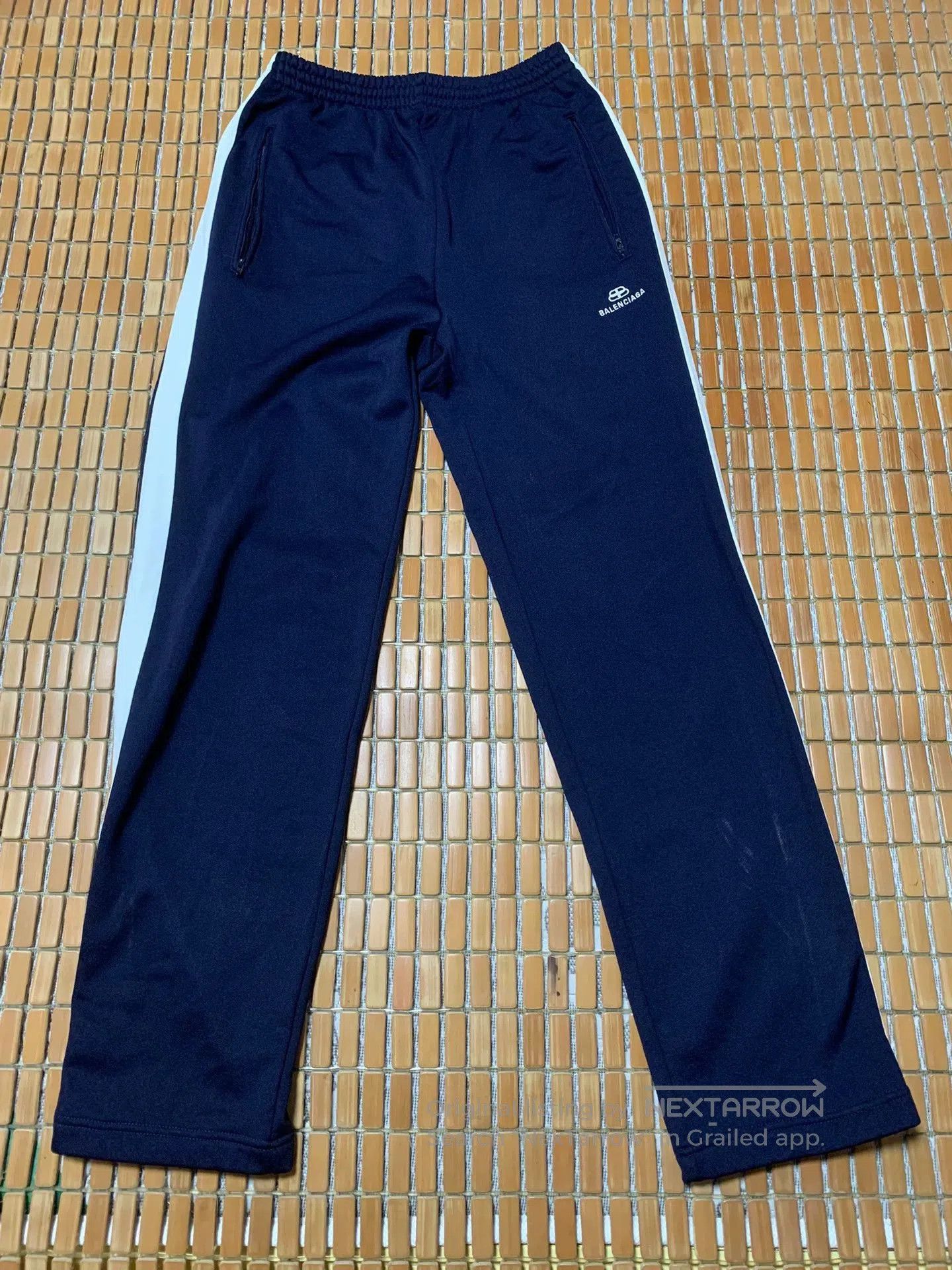 Balenciaga Balenciaga Logo Embroidery Sweatpants. Size US 30 / EU 46 - 1 Thumbnail