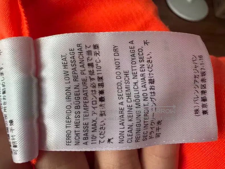 Balenciaga Balenciaga Short Sleeve Fluorescent Orange Size US XS / EU 42 / 0 - 7 Thumbnail