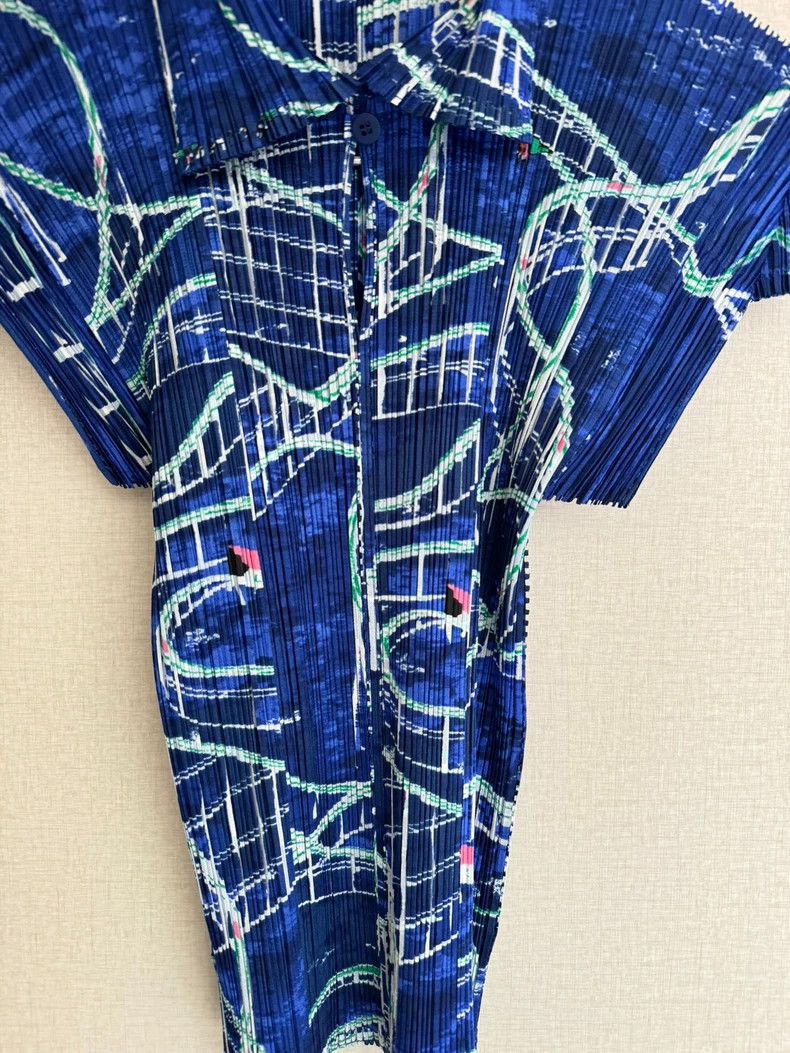 Issey Miyake issey miyake size:3 Blue pleated short sleeves Size XXS / US 00 / IT 34 - 2 Thumbnail