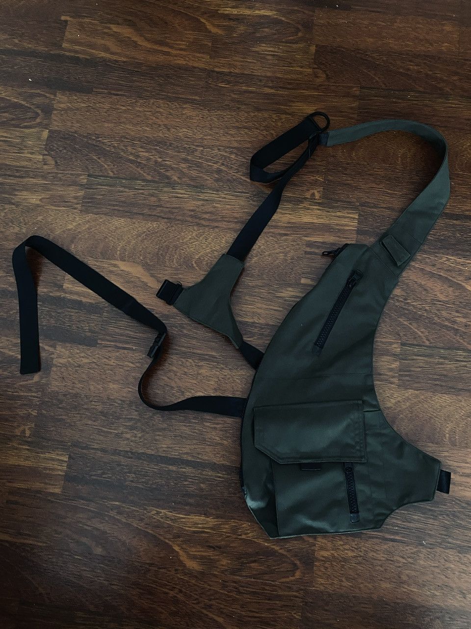 Guerrilla Group Guerrilla Group ATC QUICKDRAW HOLSTER 16F-ES-AV02 eyes&sins Size US M / EU 48-50 / 2 - 3 Thumbnail