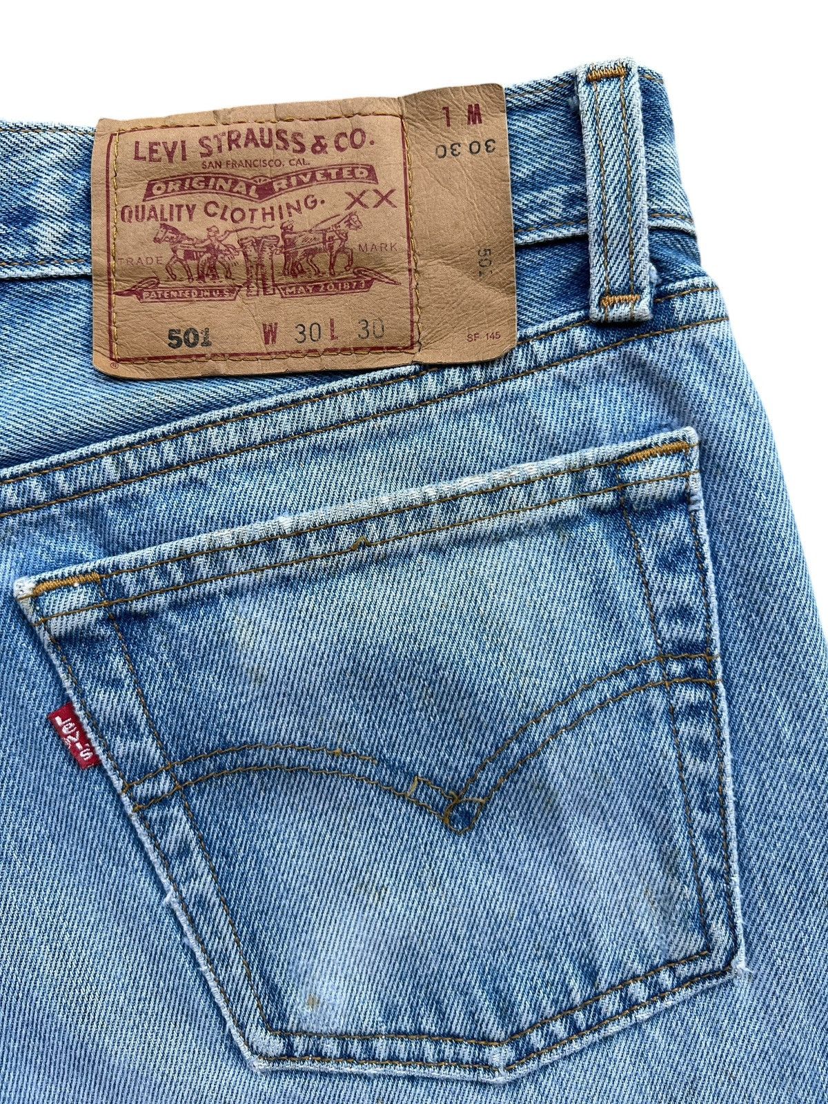 Levi's Vintage 90s Levi’s 501 USA Stone Wash Denim Jeans 30x30 Size 30" / US 8 / IT 44 - 8 Thumbnail