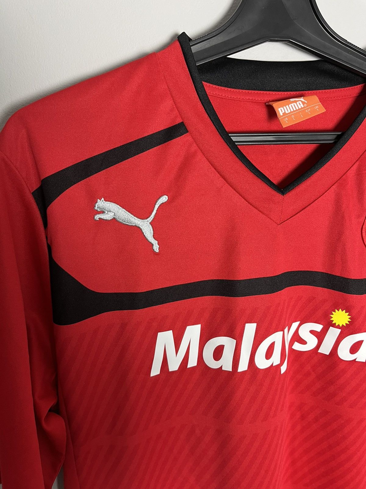 Gunnarson Cardiff city puma soccer jersey tshirt rare