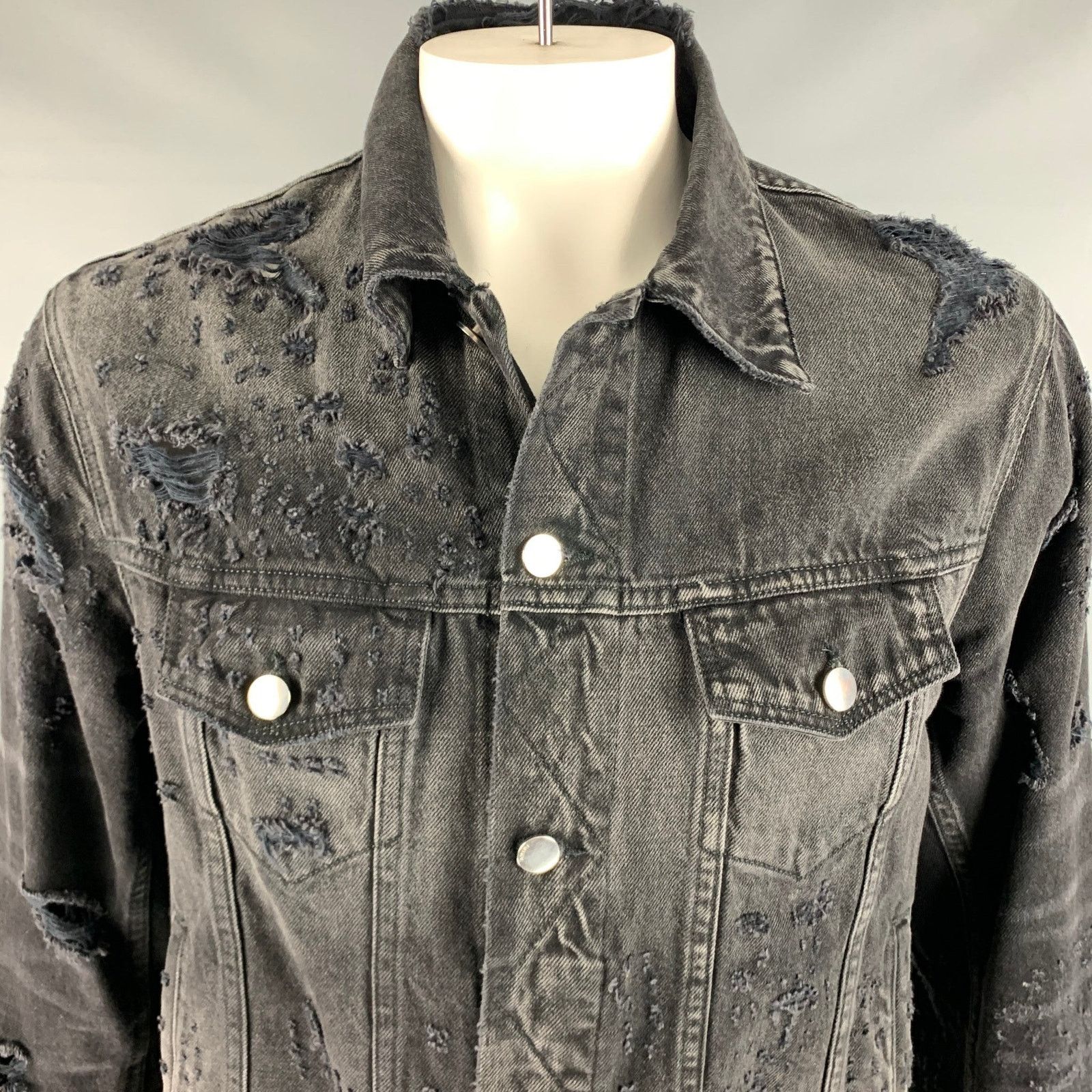 Amiri AMIRI Size XL Black Grey Distressed Cotton Trucker Jacket Size US XL / EU 56 / 4 - 2 Thumbnail