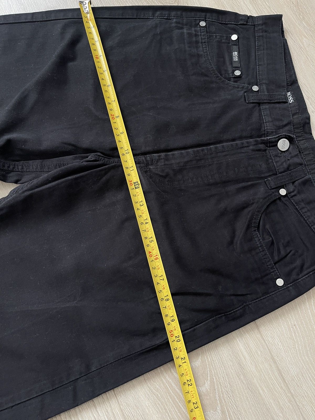 Hugo Boss Hugo Boss alabama black classic vintage jeans pants 32/32 Size US 32 / EU 48 - 9 Thumbnail