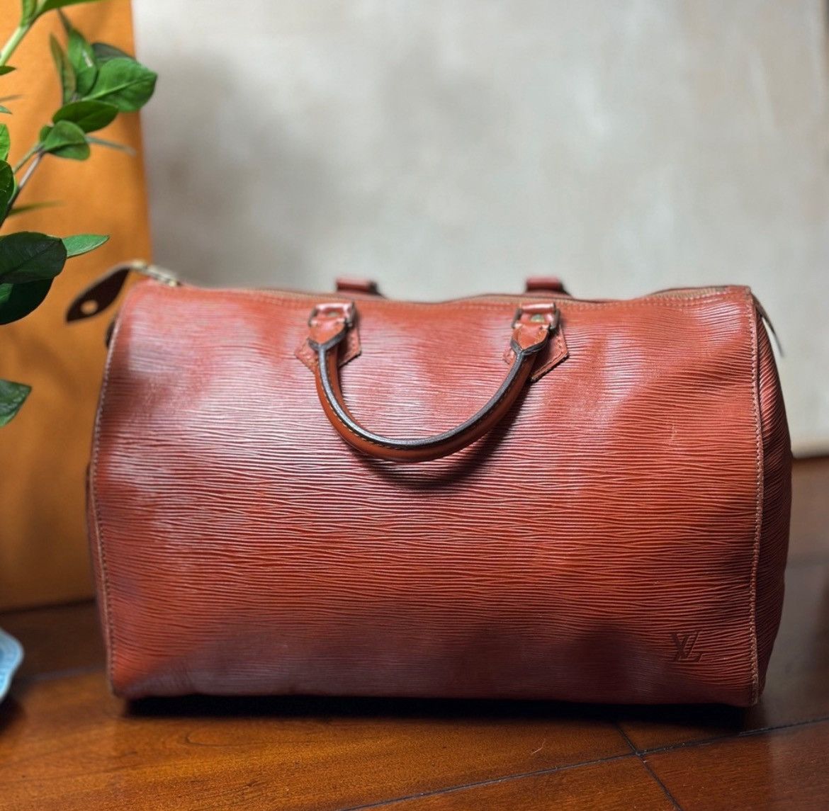 Louis Vuitton Louis Vuitton Epi 40 Size ONE SIZE - 5 Thumbnail