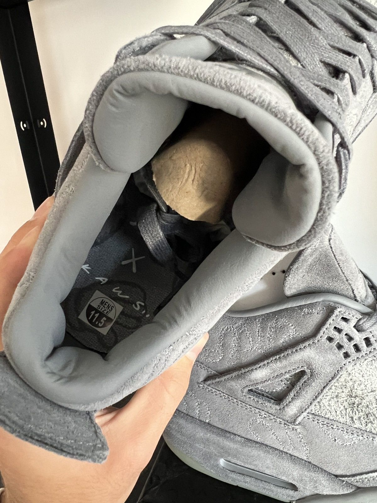 Kaws × Nike NIKE X KAWS JORDAN 4 RETRO Size US 11.5 / EU 44-45 - 8 Thumbnail