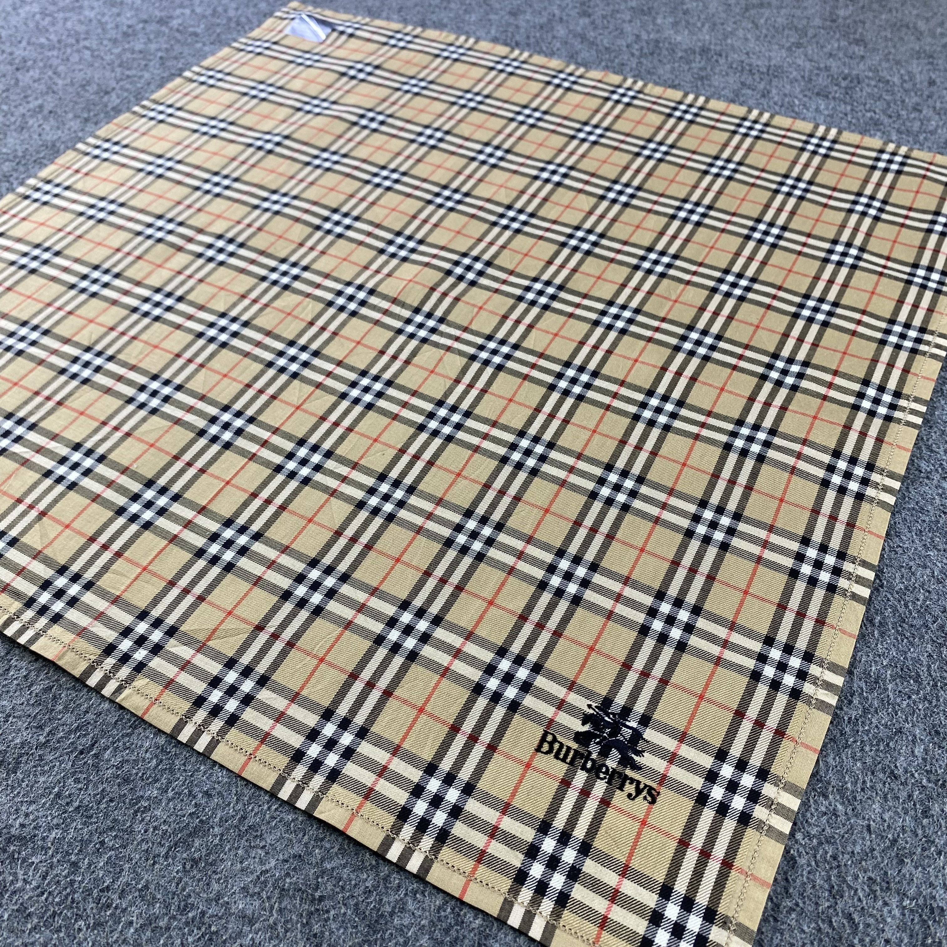 Burberry × Vintage Burberry Handkerchief/Neckerchief/Bandana HC584 Size ONE SIZE - 2 Thumbnail