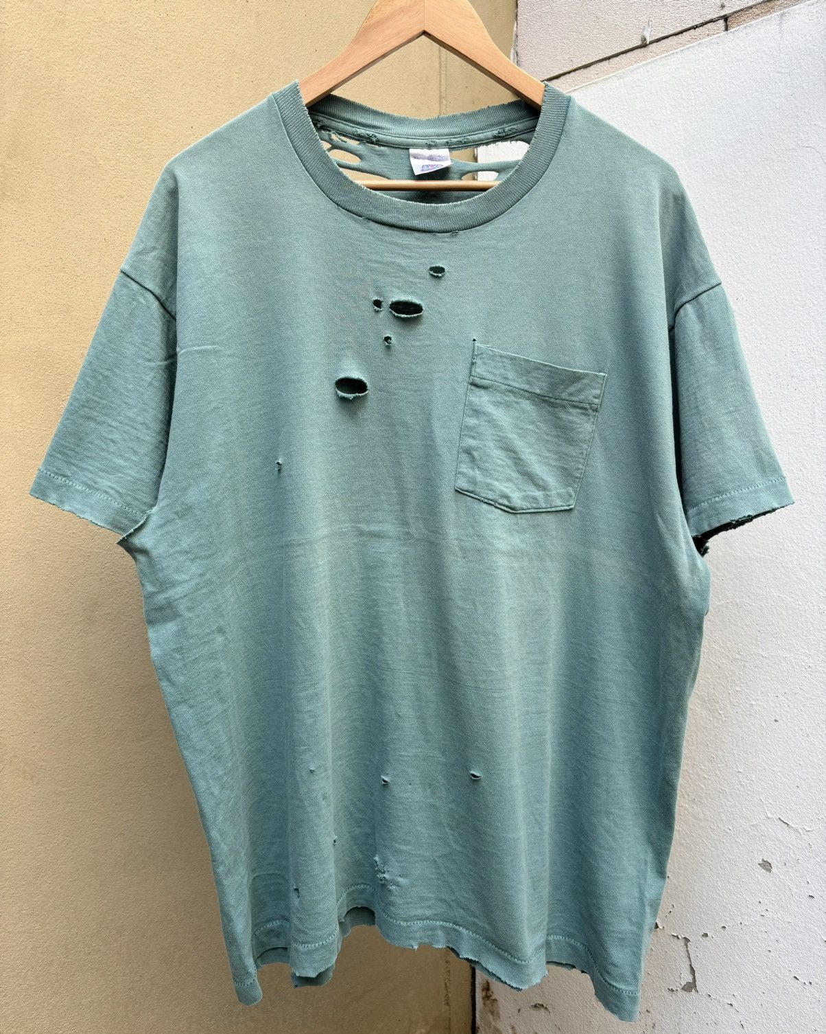Vintage Thrashed Faded Blank ERD Grunge T Shirt Distressed Size US XL / EU 56 / 4 - 2 Thumbnail