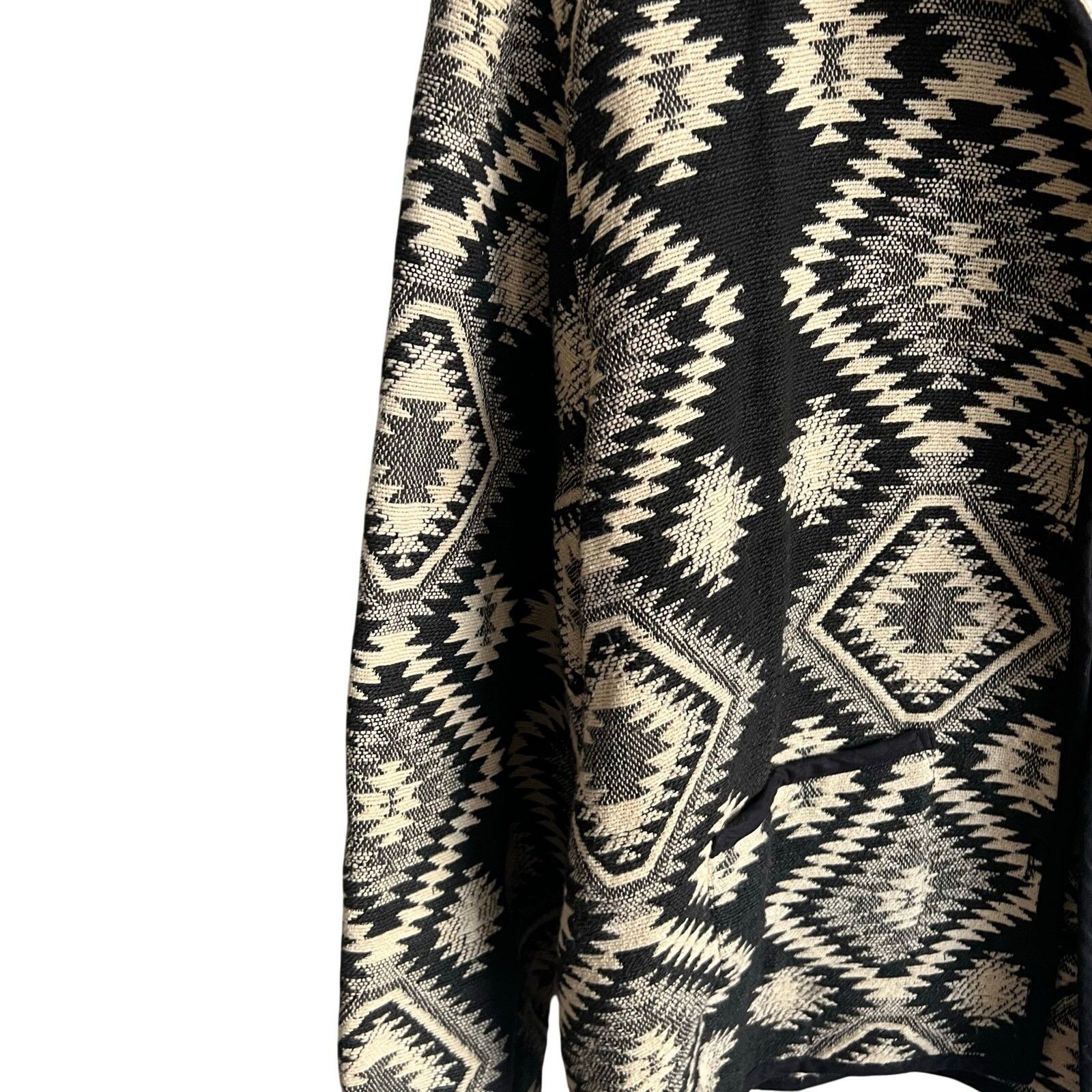 Other Vintage Jane Ashley Cross Knit Aztec black N White Jacket XL Size US XL / EU 56 / 4 - 5 Thumbnail